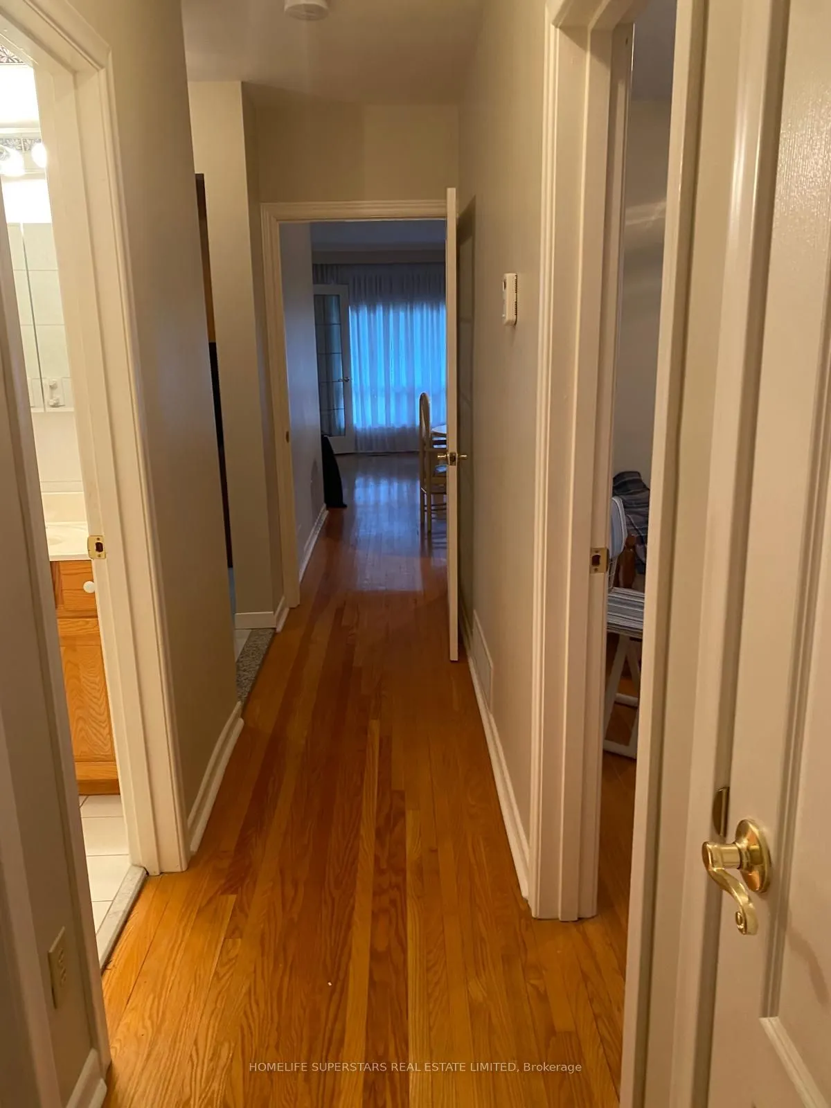 25 Braddock Road, #(Main Floor)