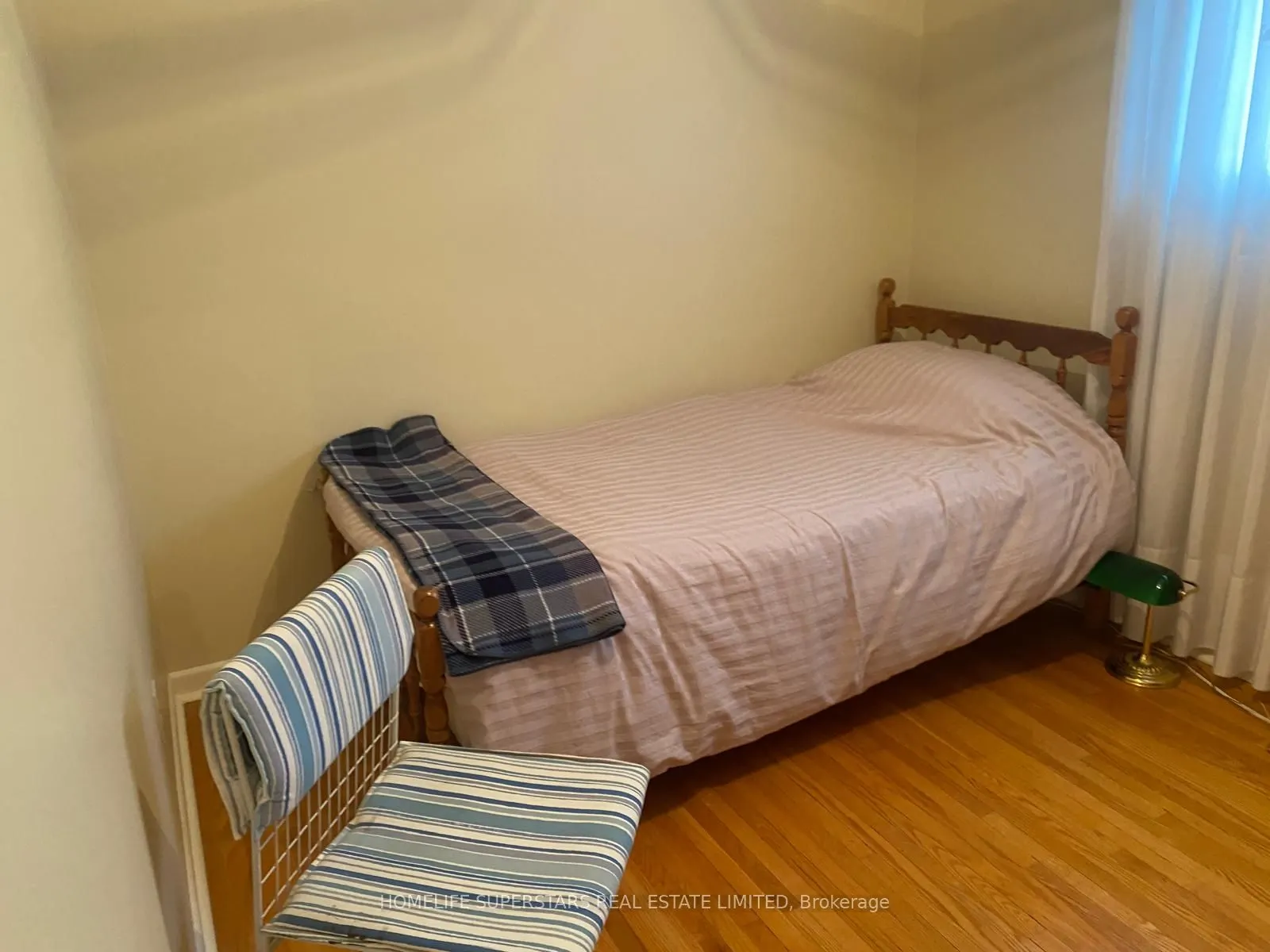 25 Braddock Road, #(Main Floor)
