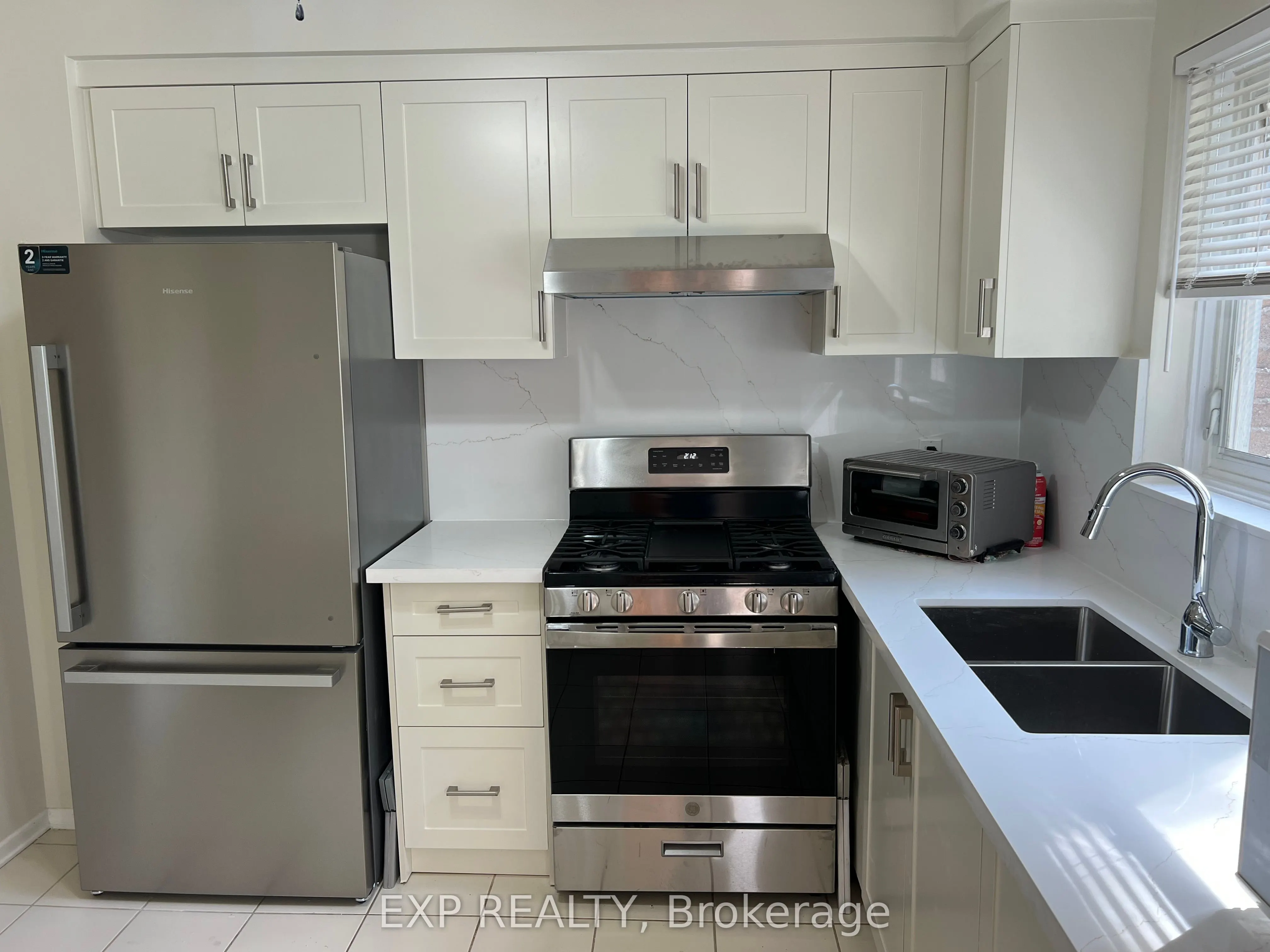 39 Lexington Avenue, #57