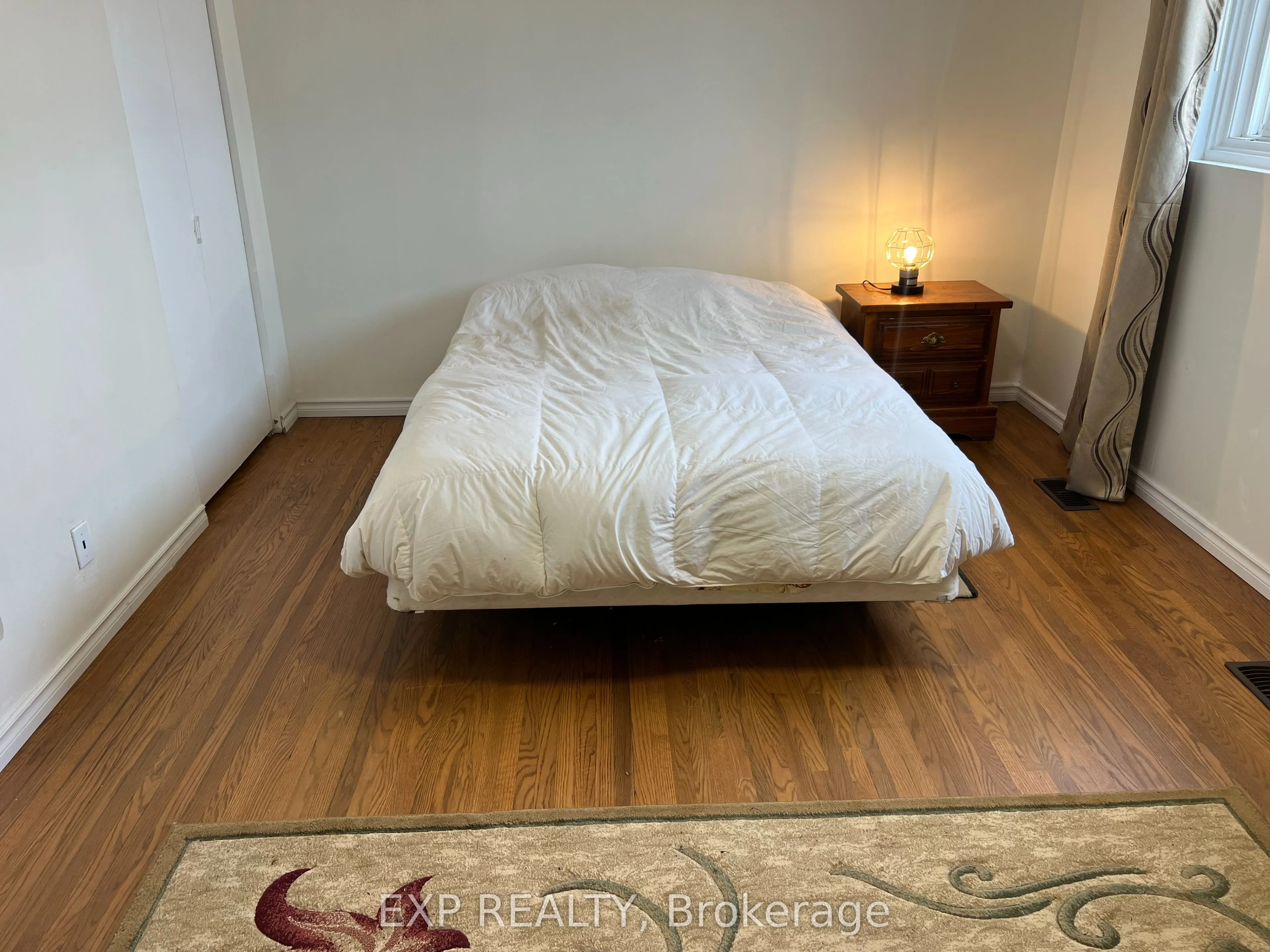 39 Lexington Avenue, #57