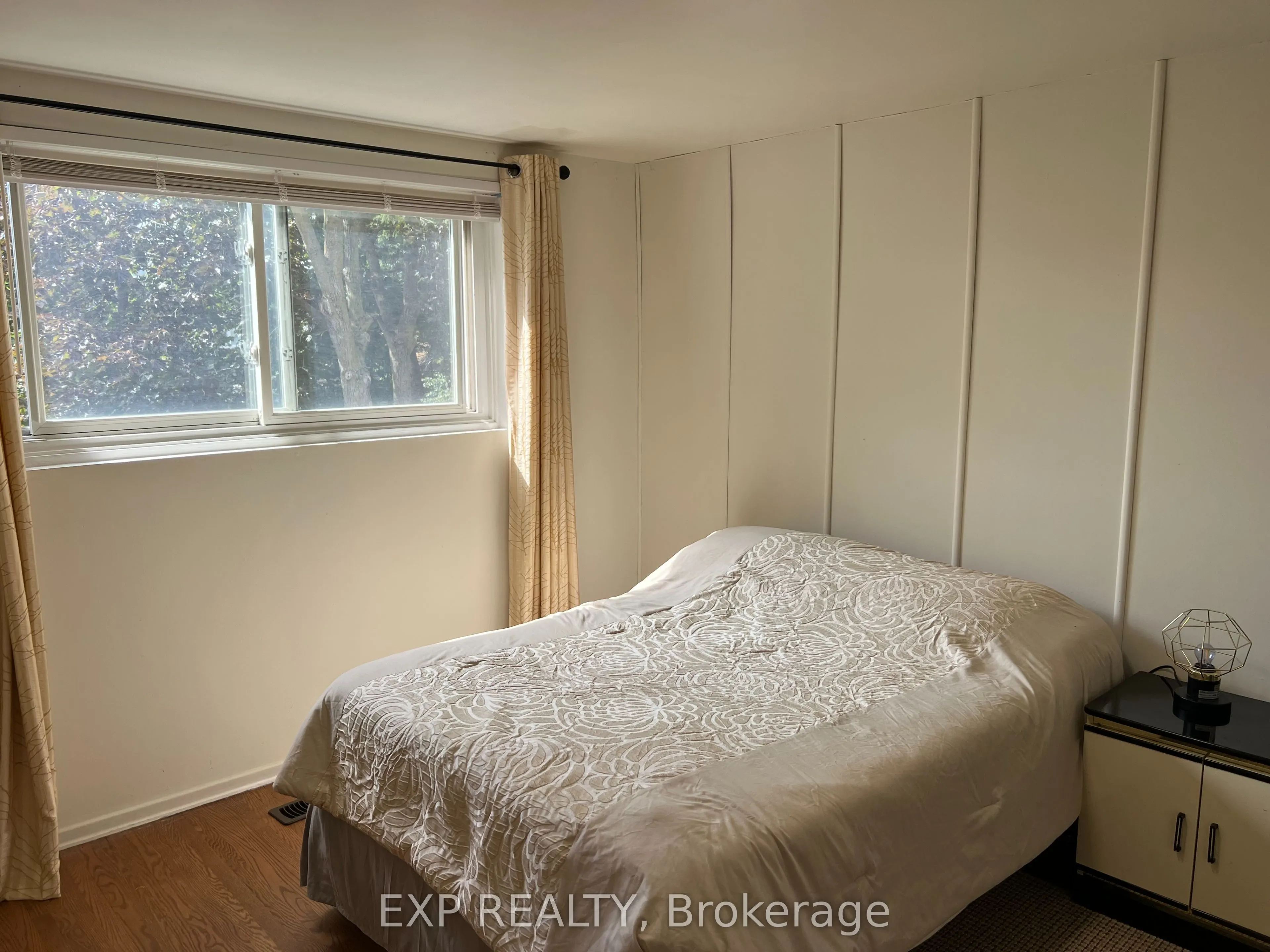 39 Lexington Avenue, #57