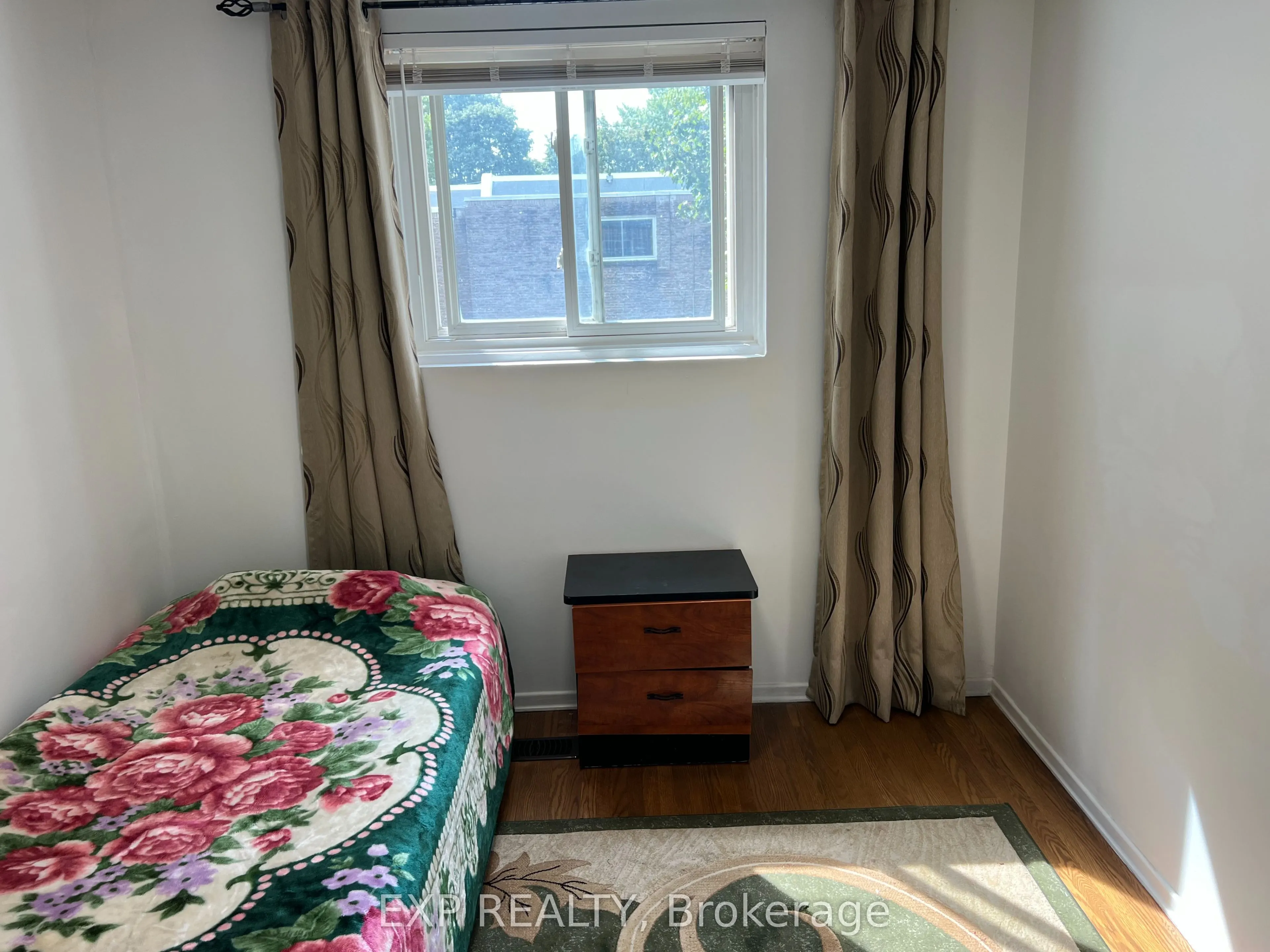 39 Lexington Avenue, #57