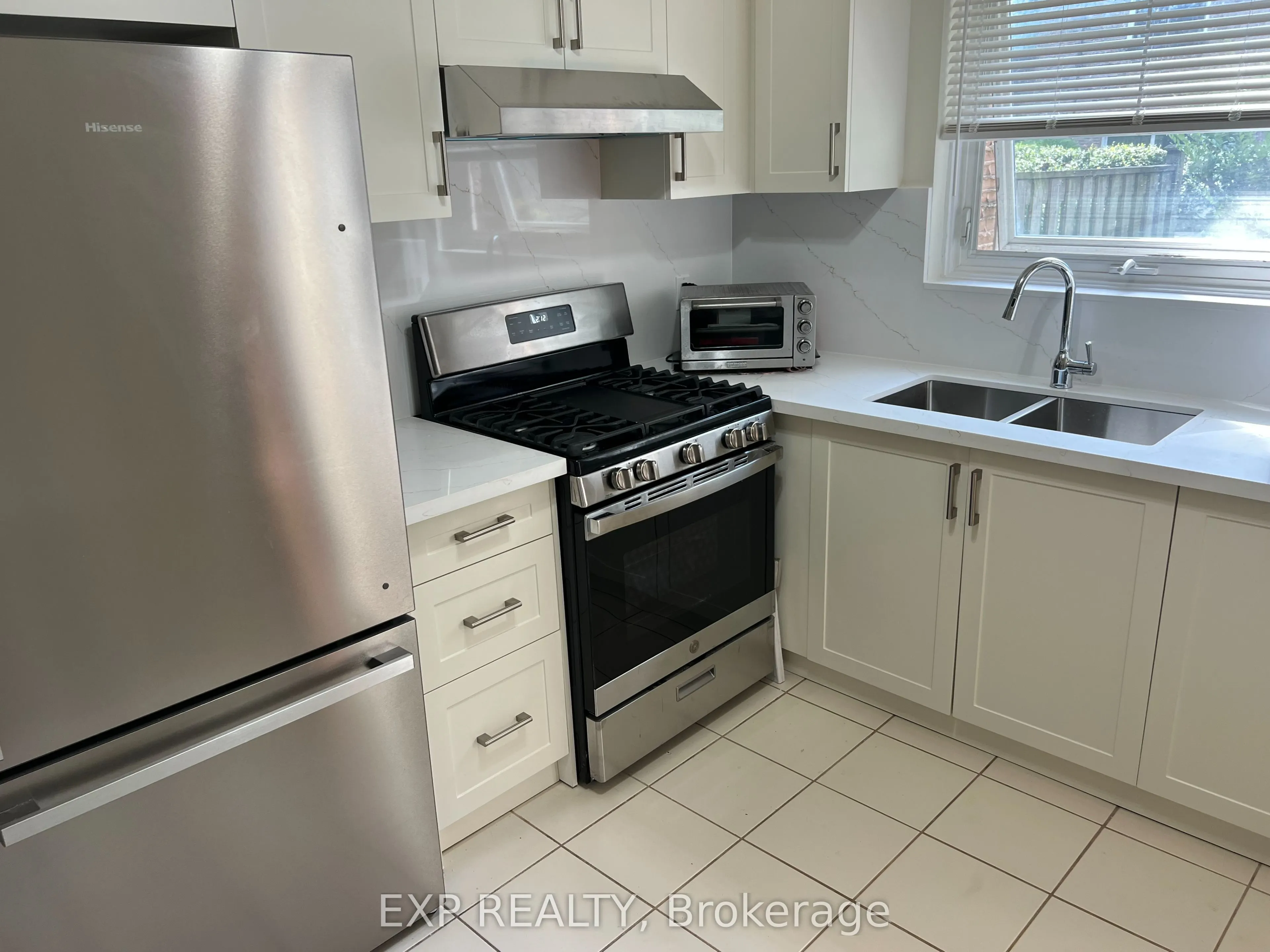 39 Lexington Avenue, #57