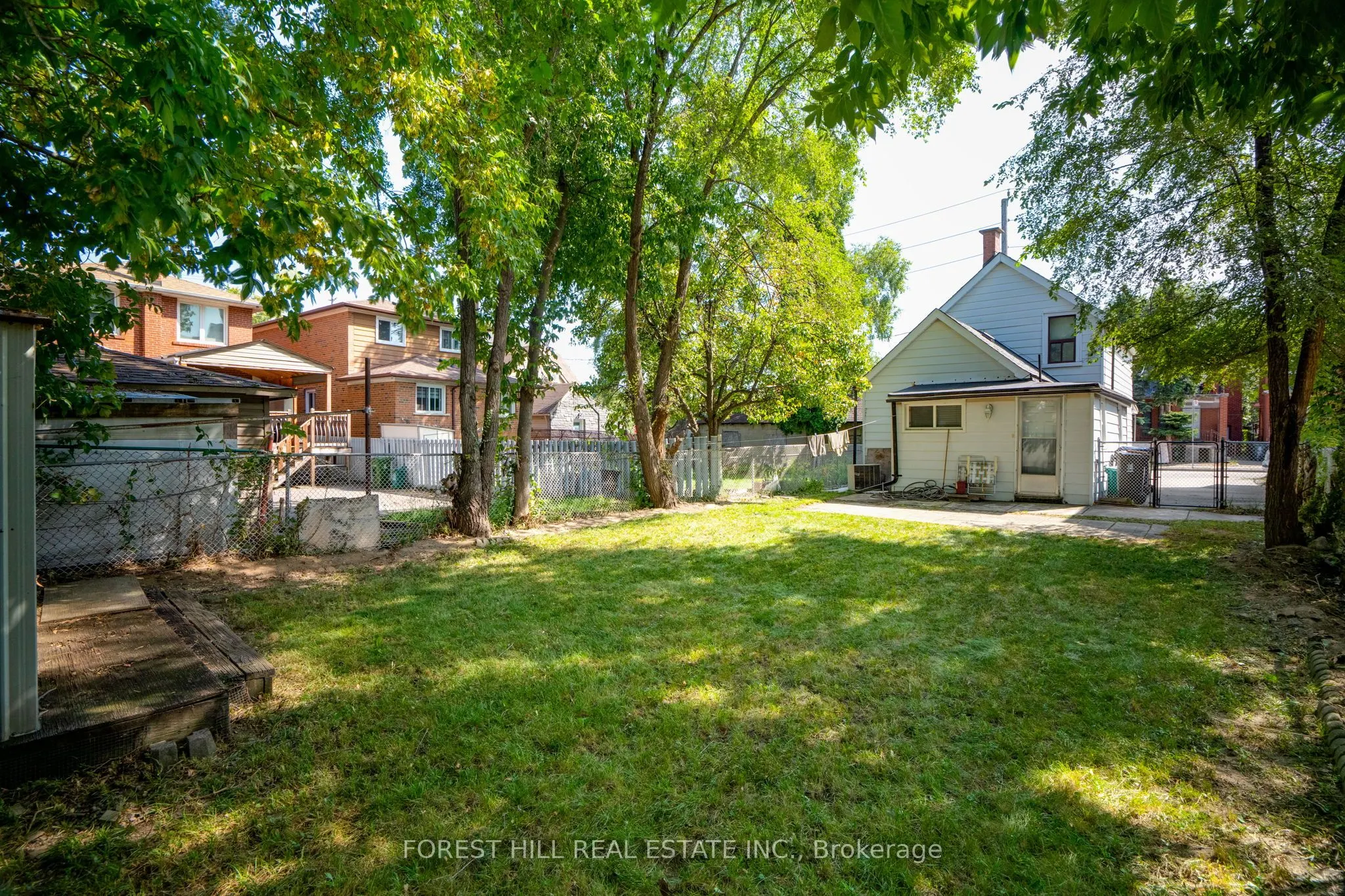 2 Goldwin Avenue
