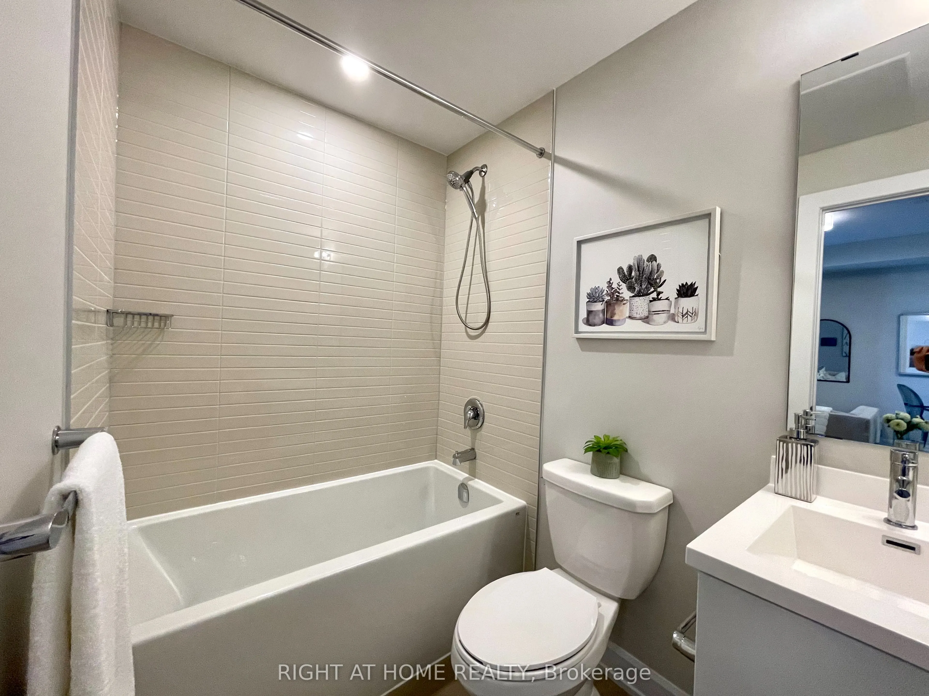 3200 William Coltson Avenue, #602