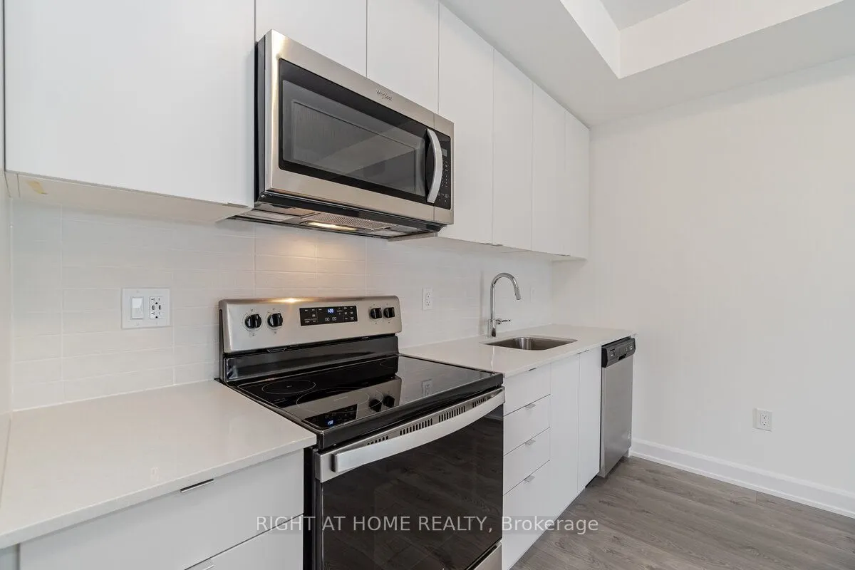 3200 William Coltson Avenue, #602