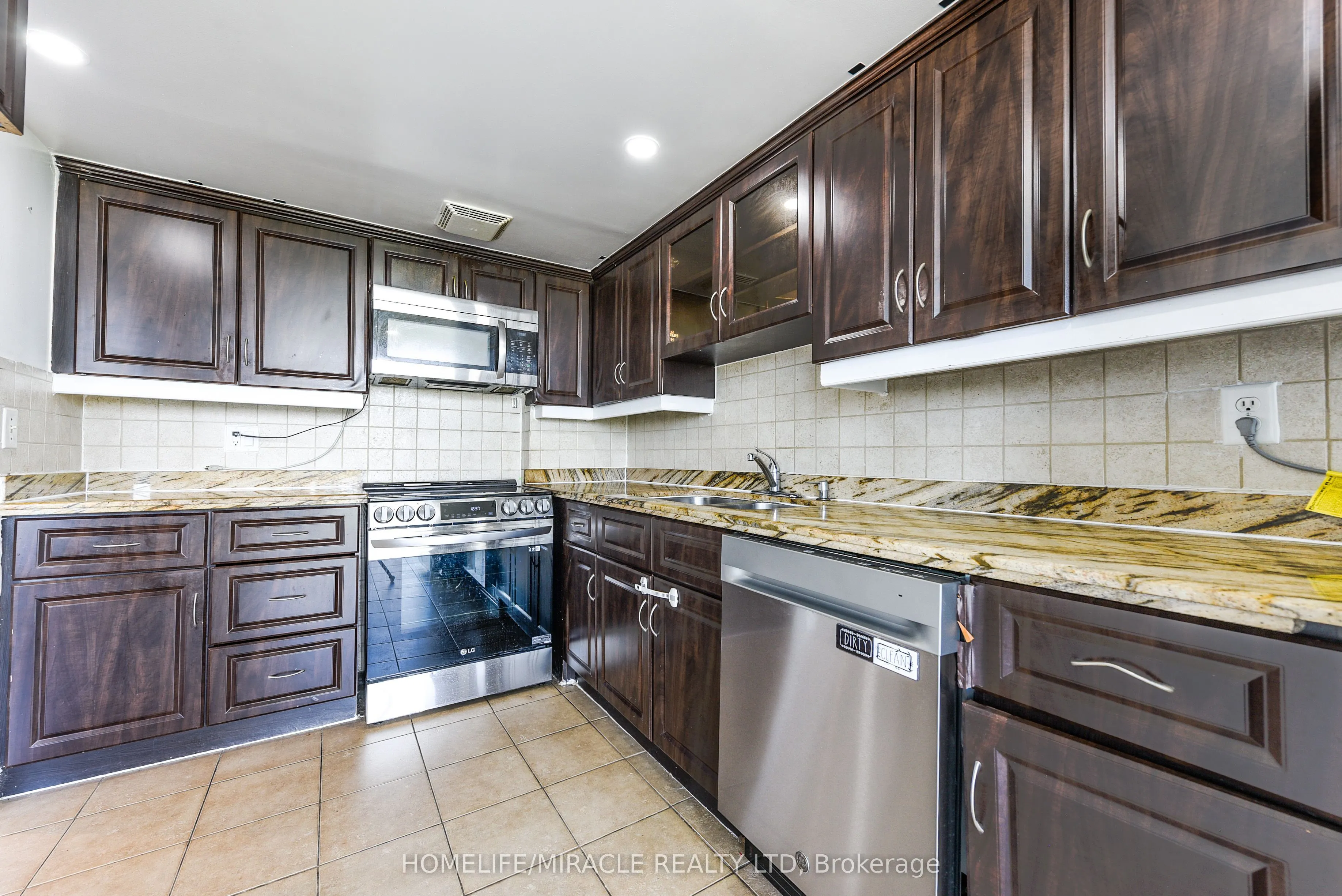 10 Markbrook Lane, #909