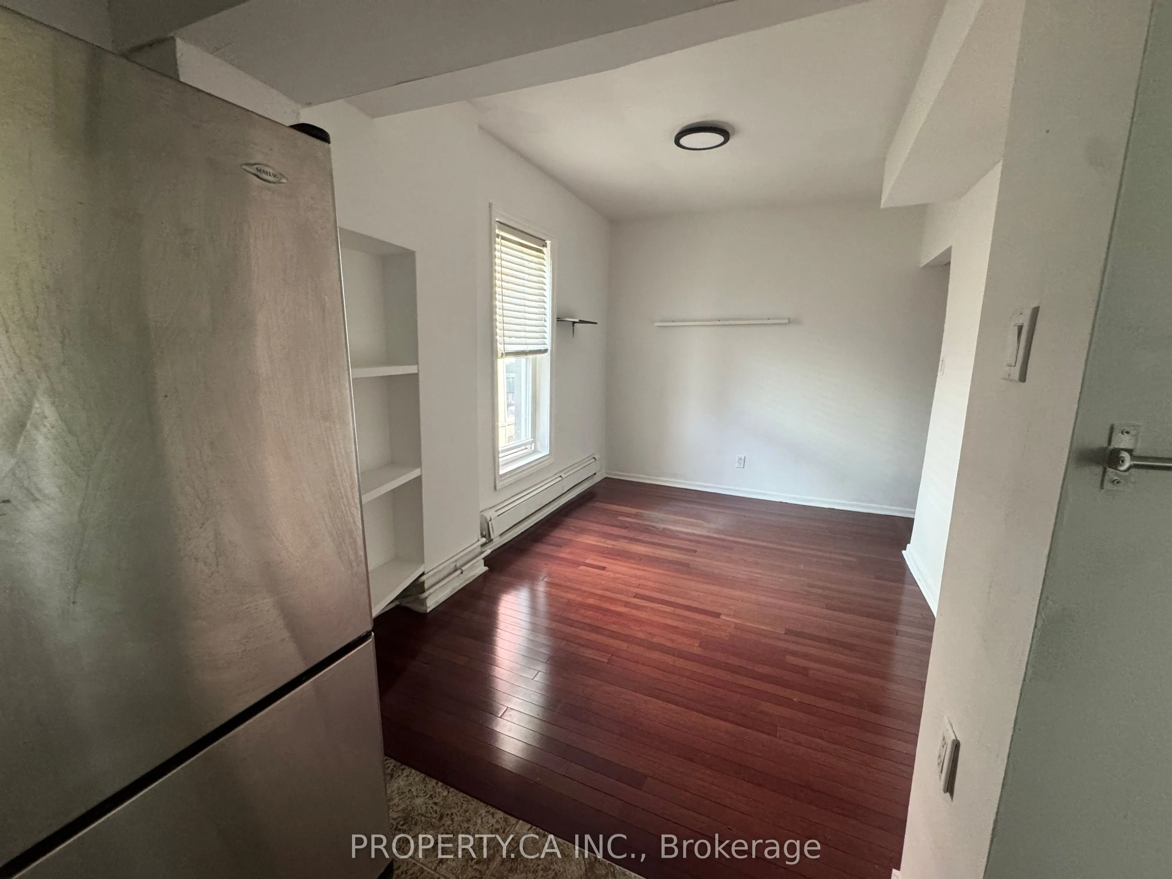 22 Brad Street, ##4