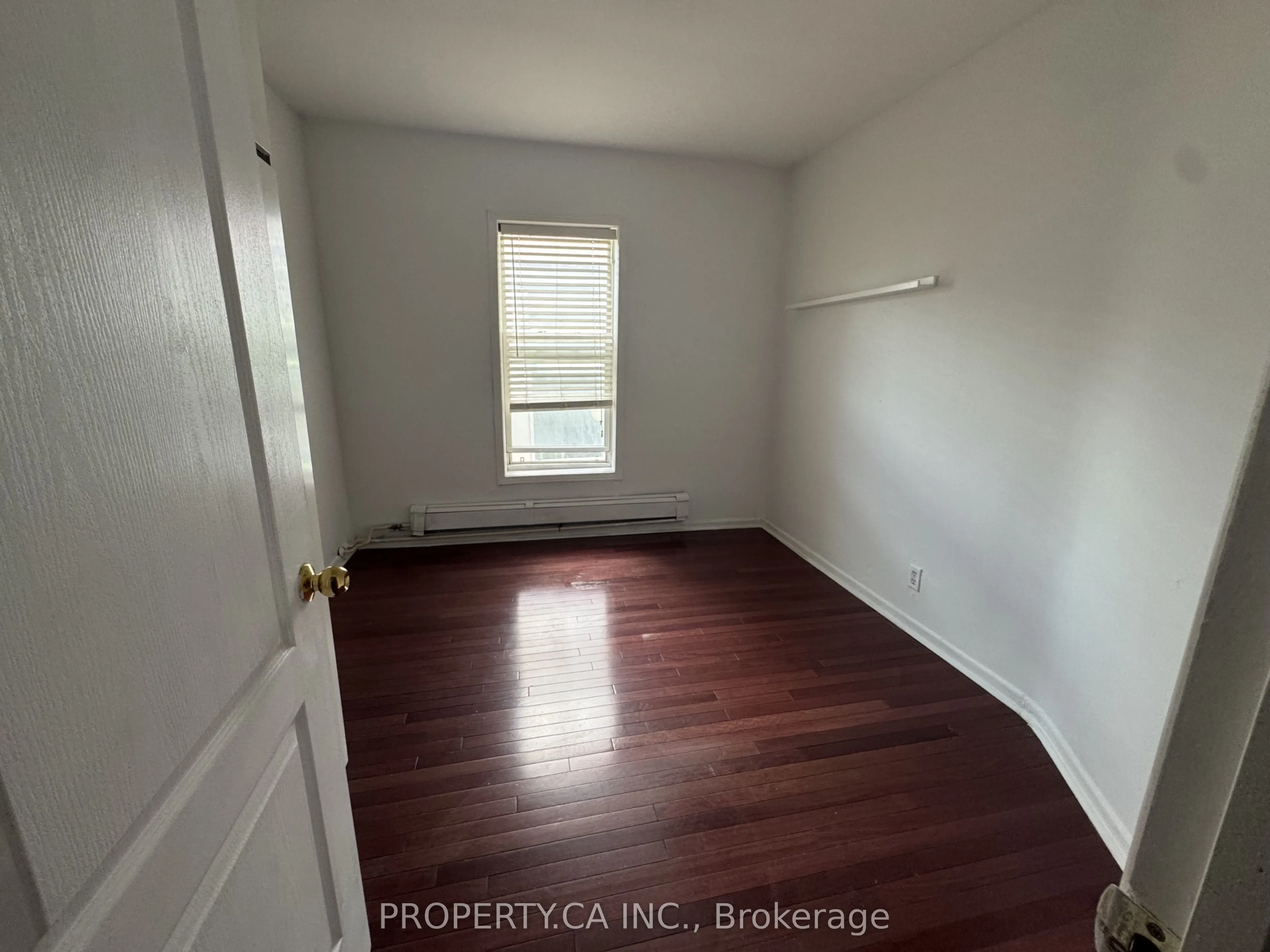 22 Brad Street, ##4