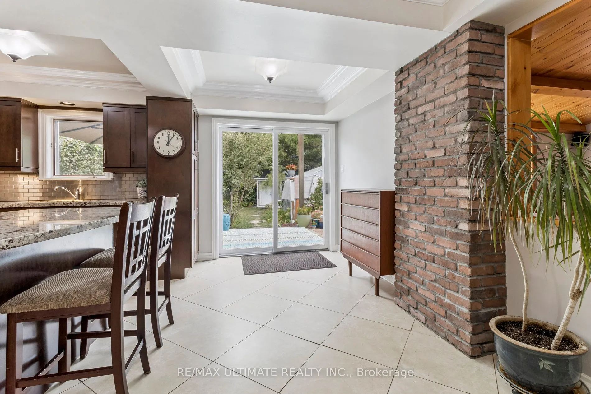 40 Birchview Crescent
