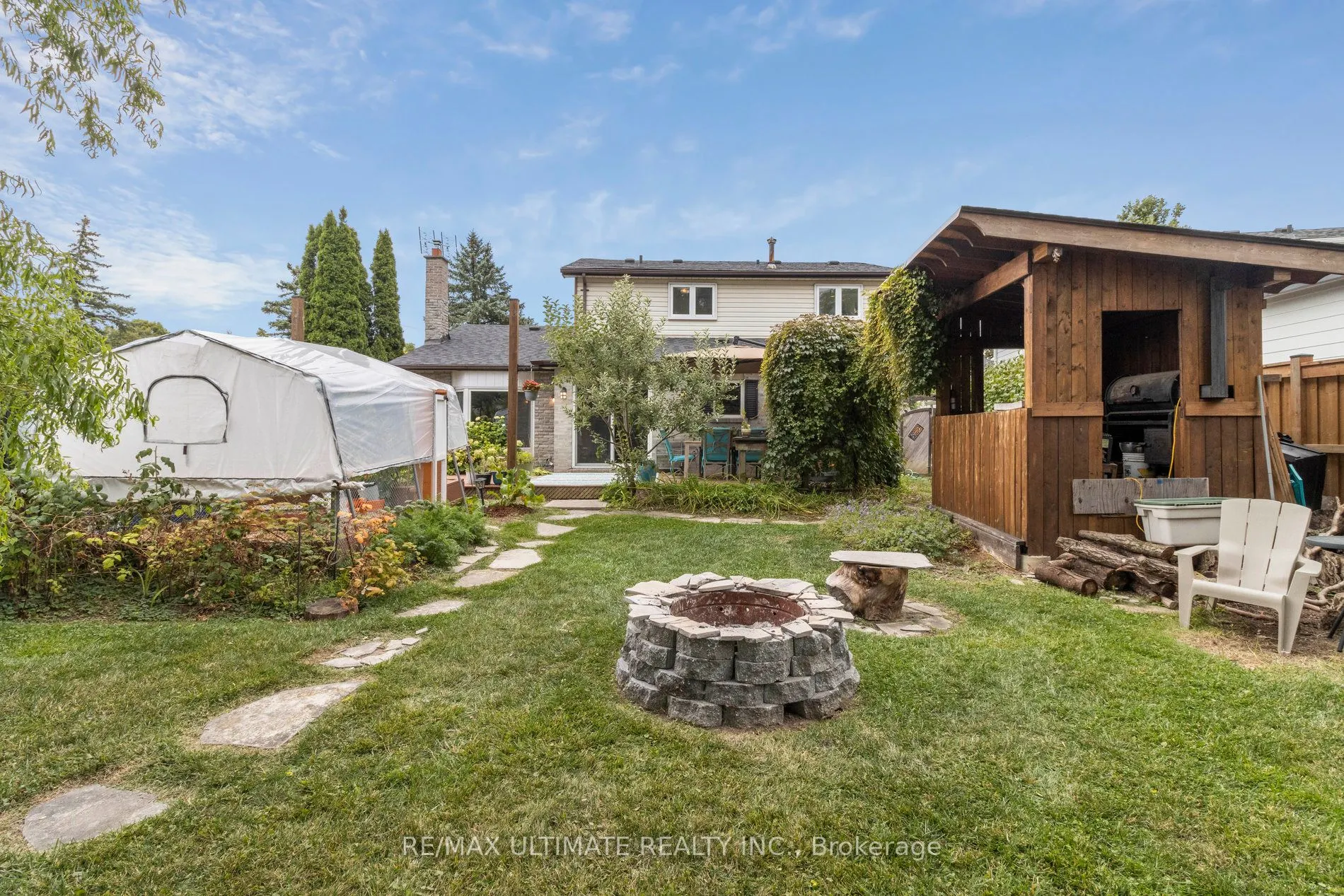 40 Birchview Crescent