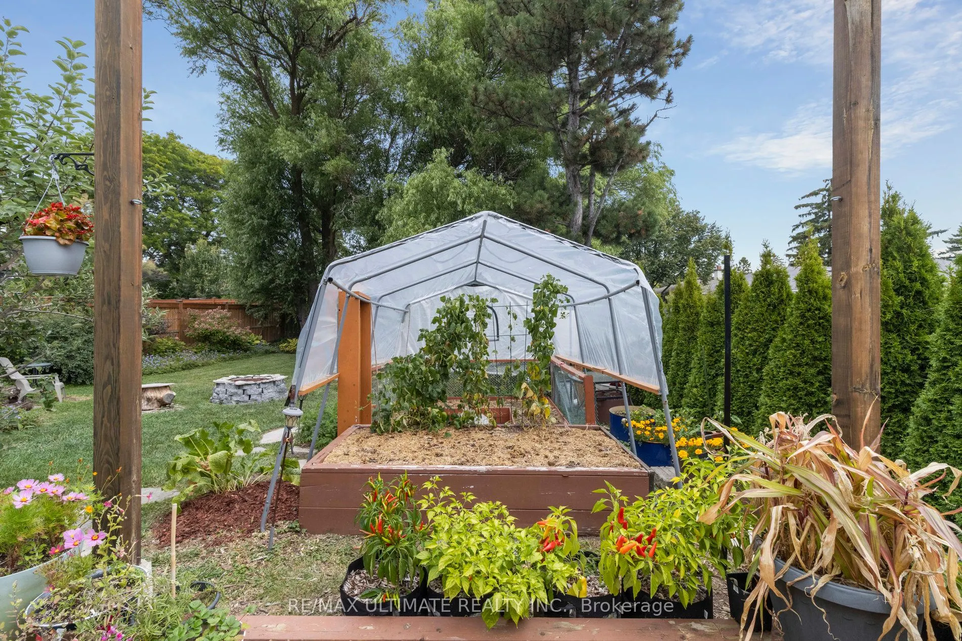 40 Birchview Crescent