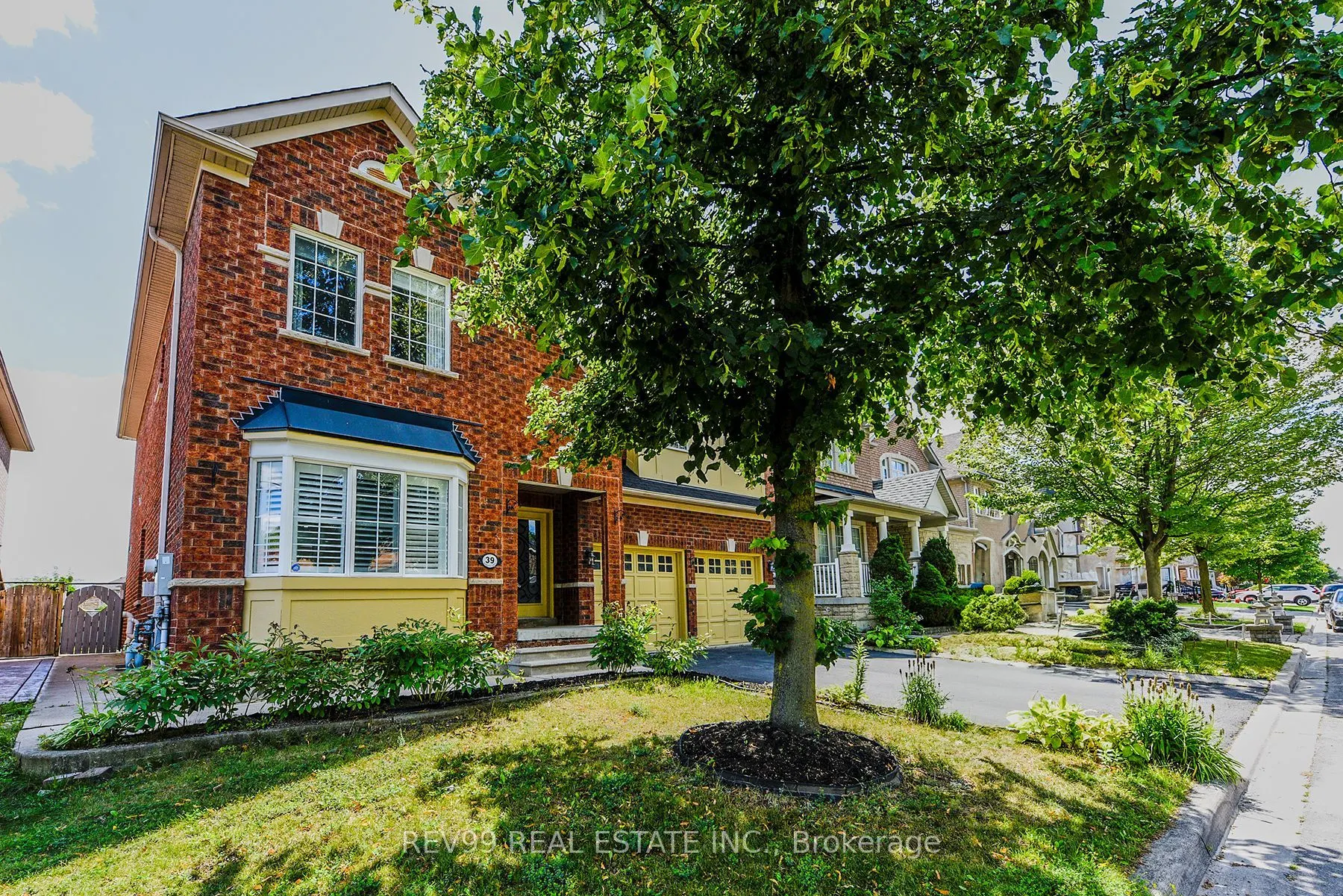 39 Bonistel Crescent