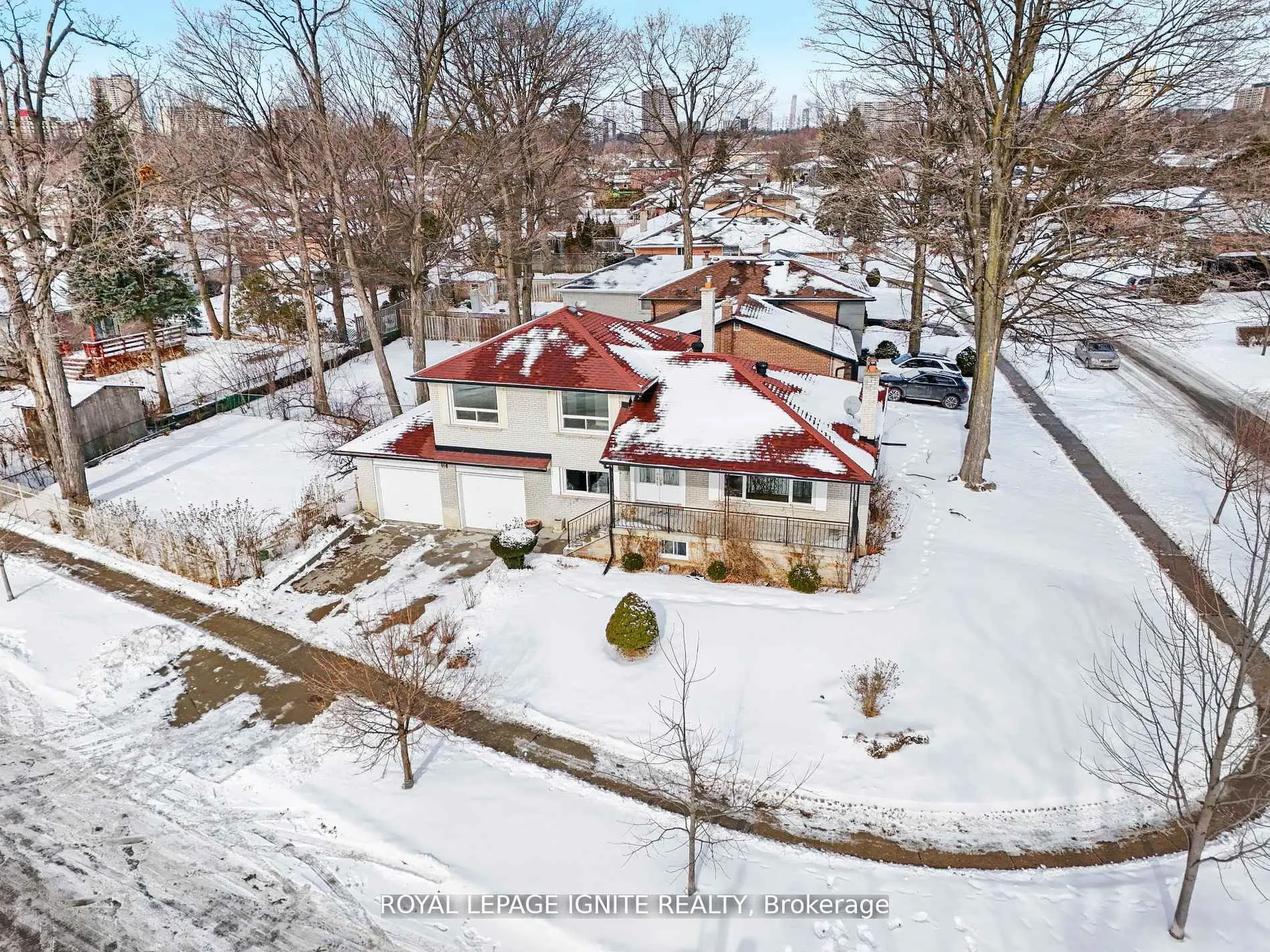 6 Brantley Crescent