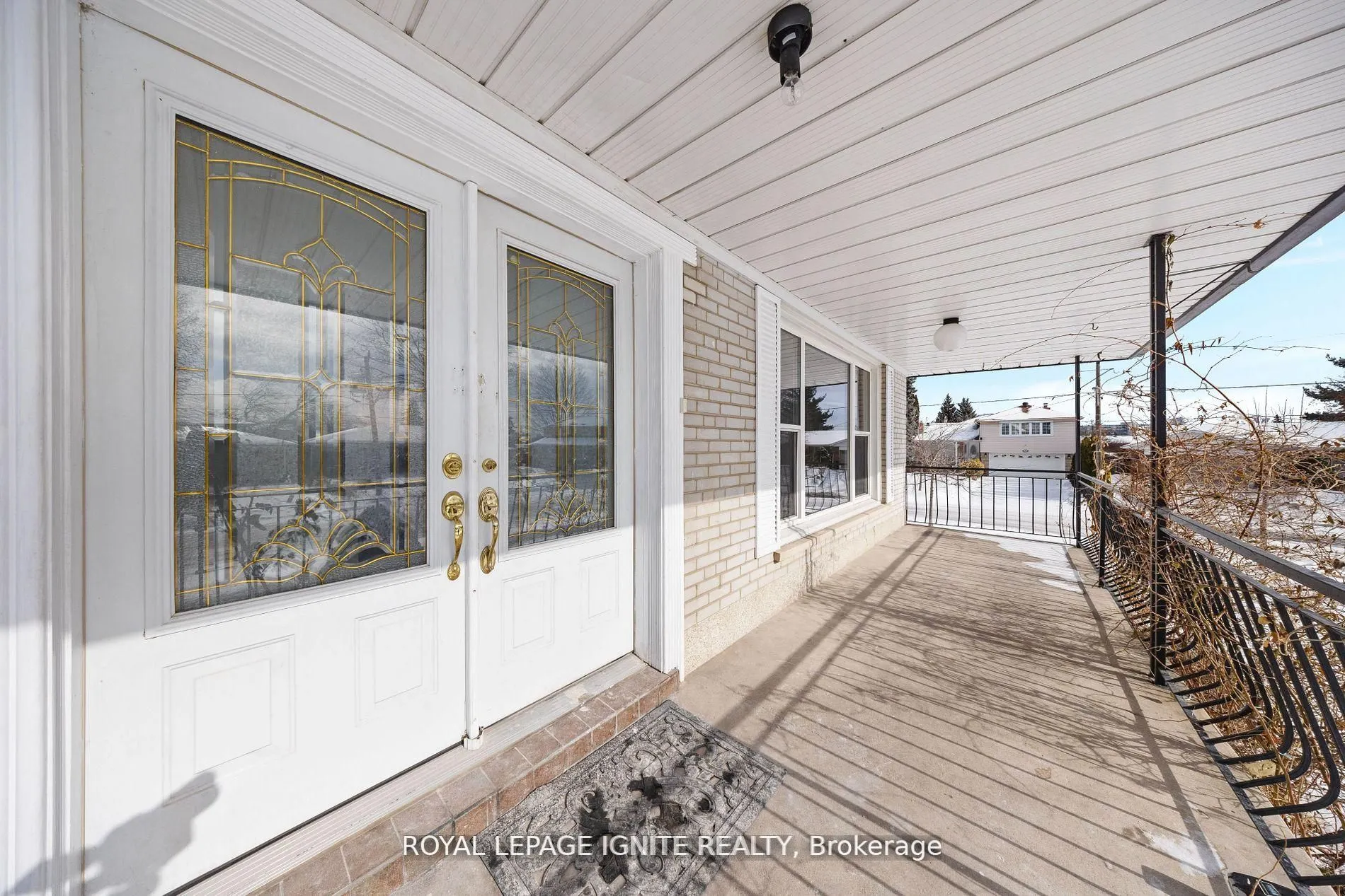 6 Brantley Crescent