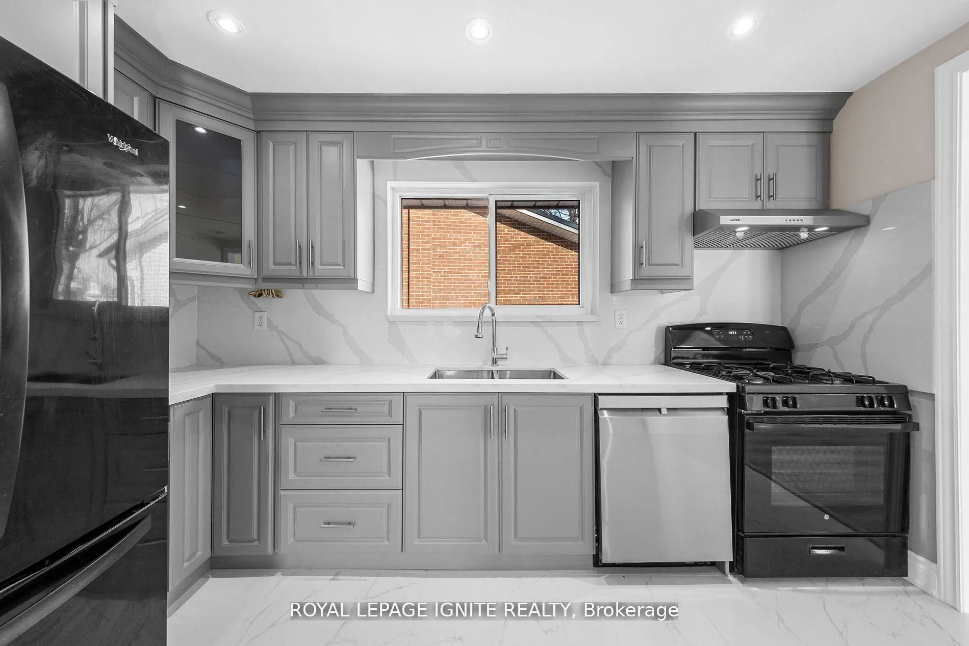 6 Brantley Crescent
