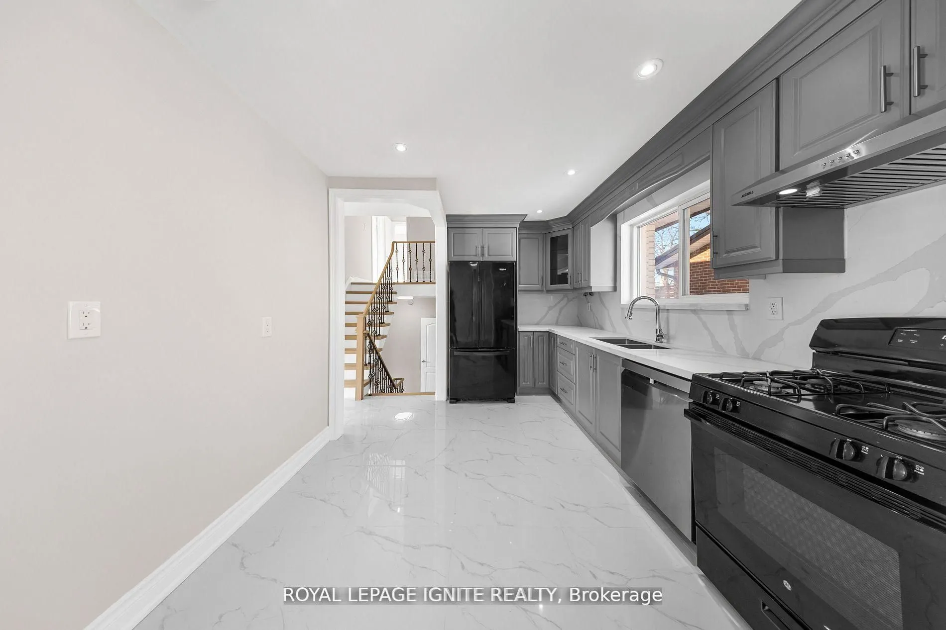 6 Brantley Crescent