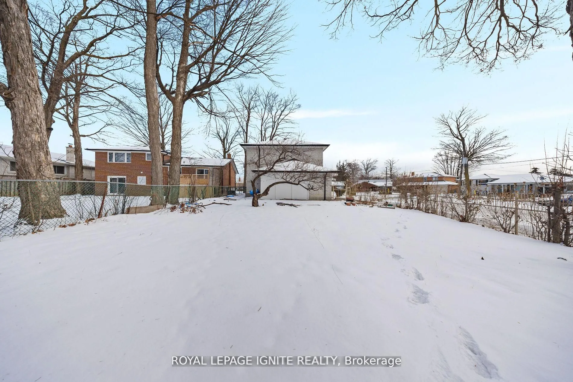 6 Brantley Crescent