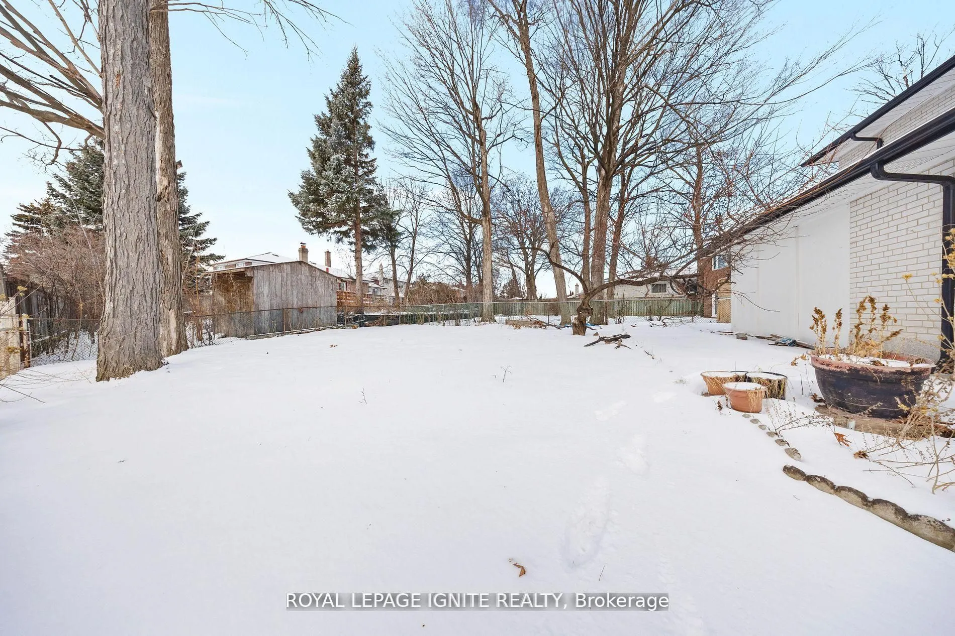 6 Brantley Crescent