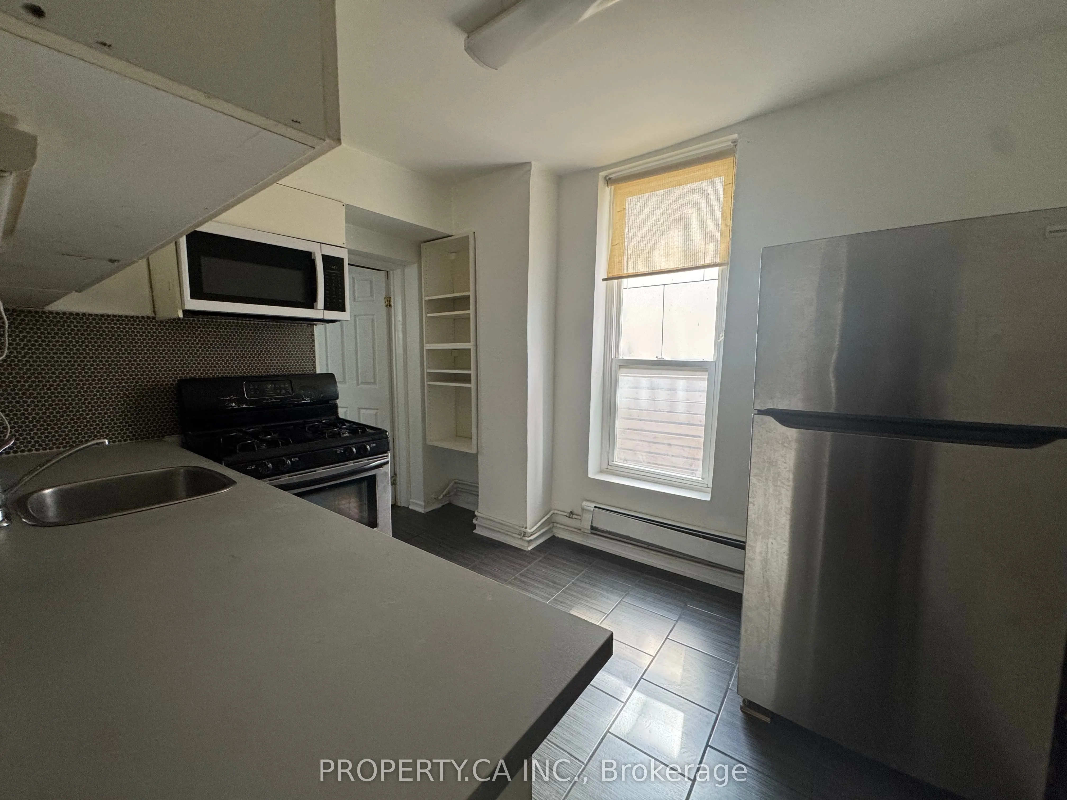 22 Brad Street, ##6