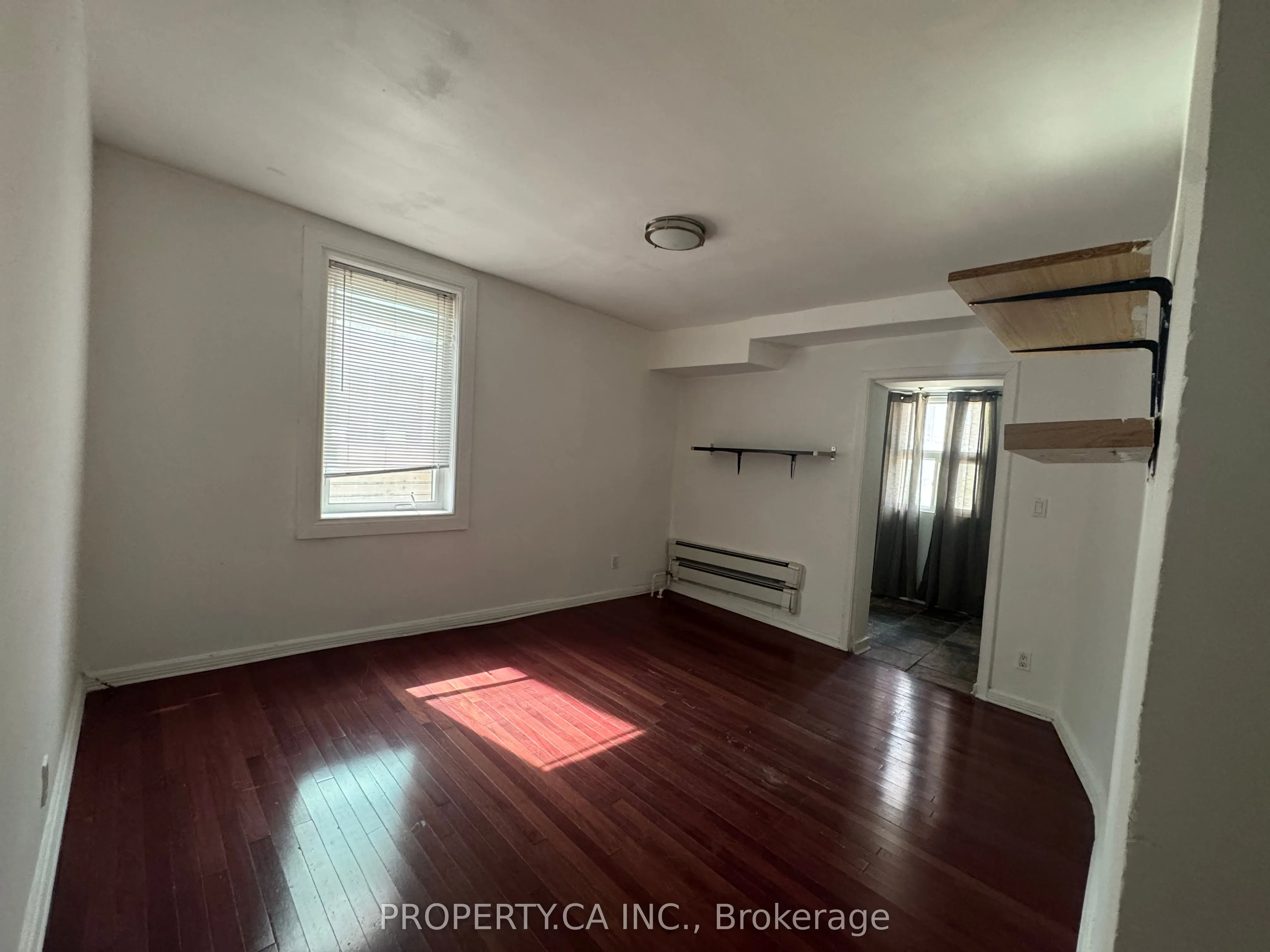22 Brad Street, ##6