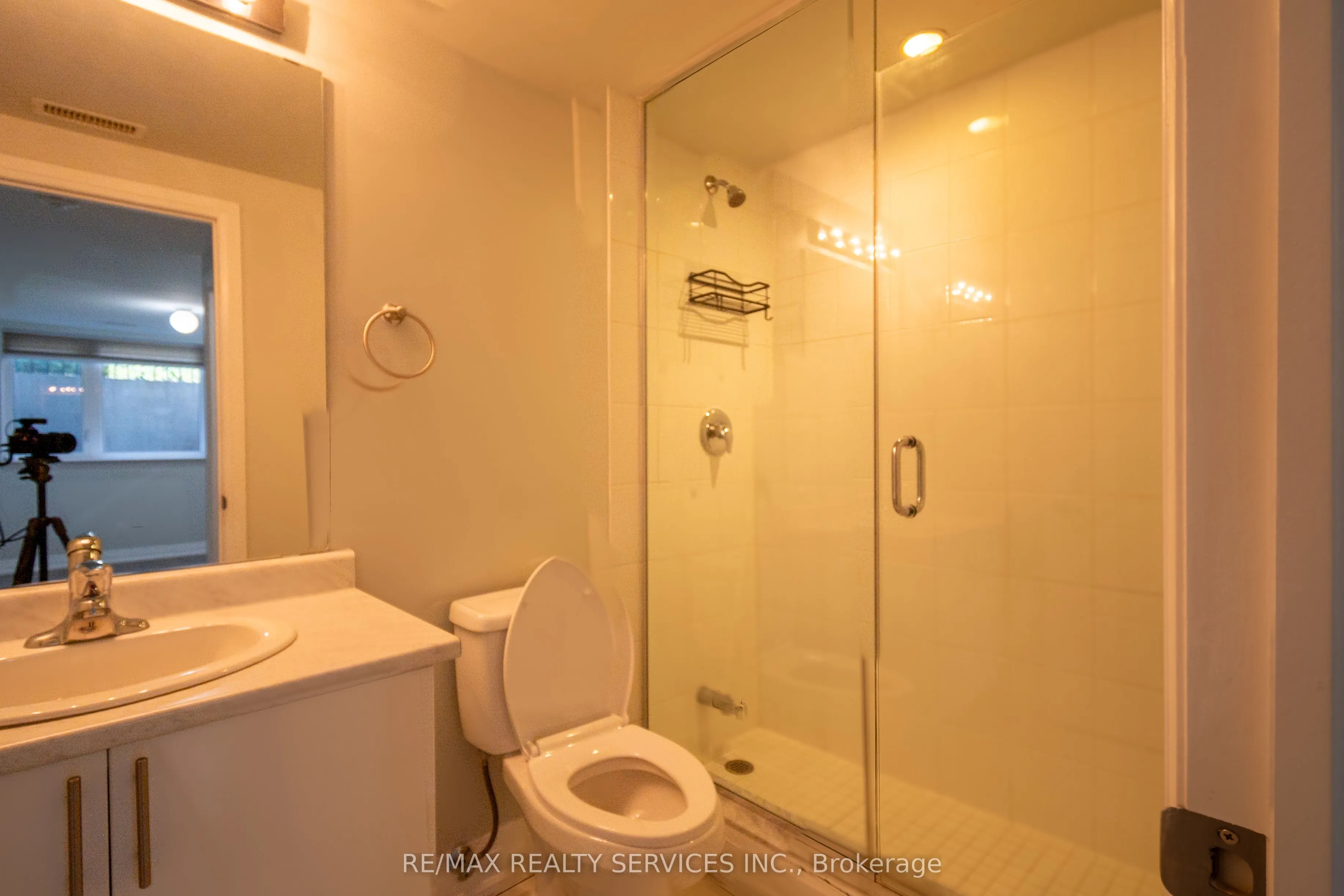 1208 Main Street E, #105