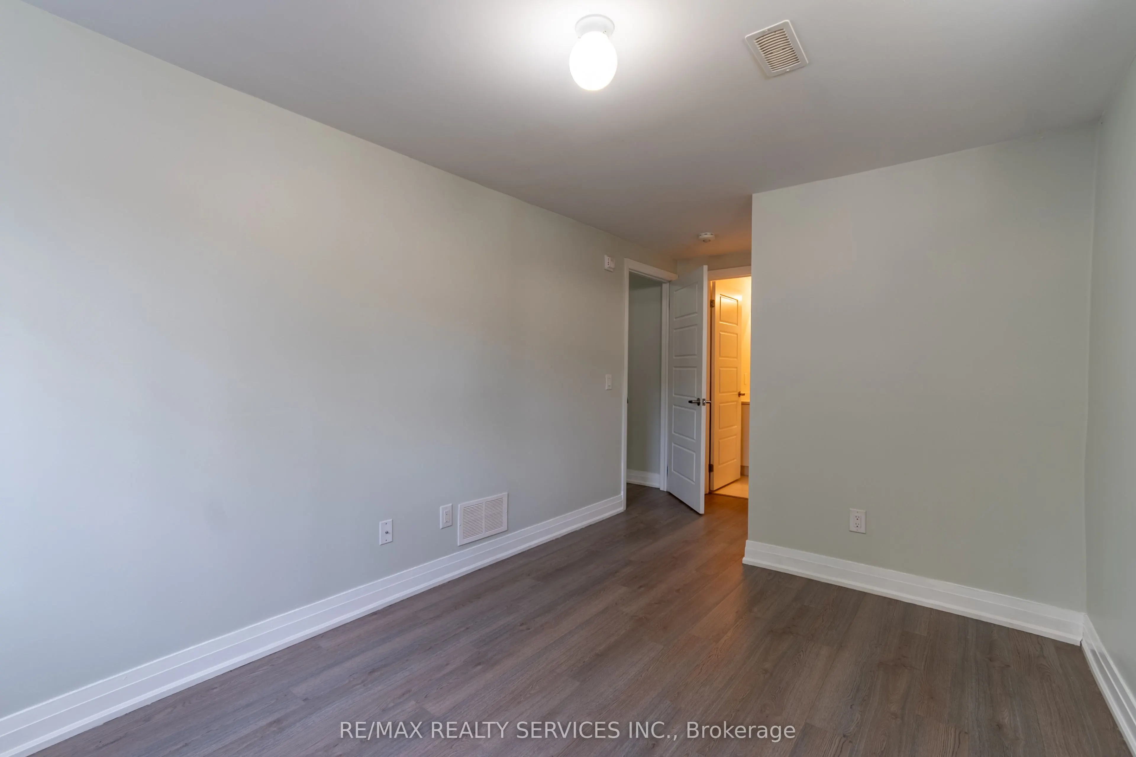 1208 Main Street E, #105