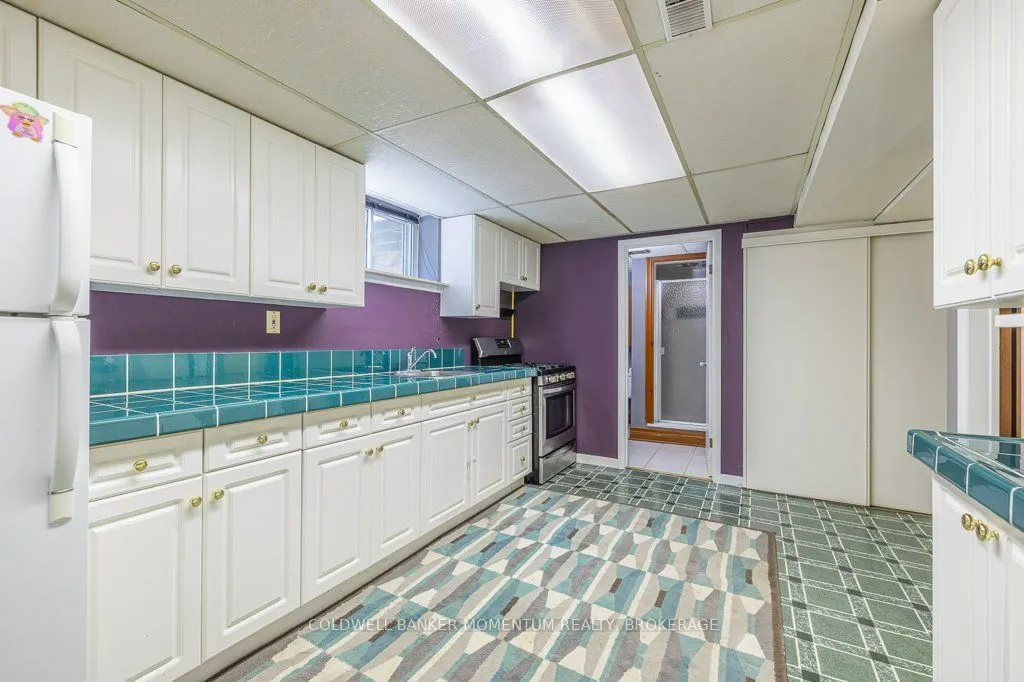 3046 Briarwood Crescent