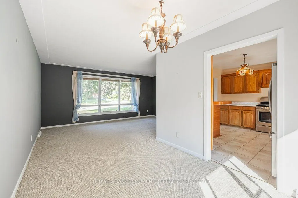 3046 Briarwood Crescent