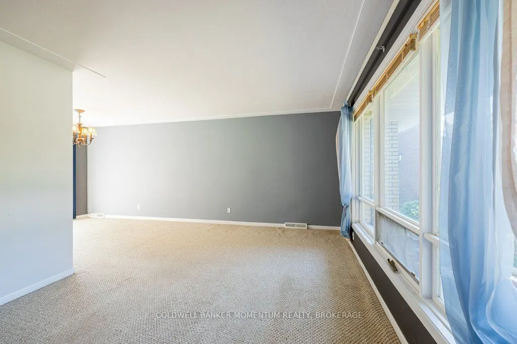 3046 Briarwood Crescent