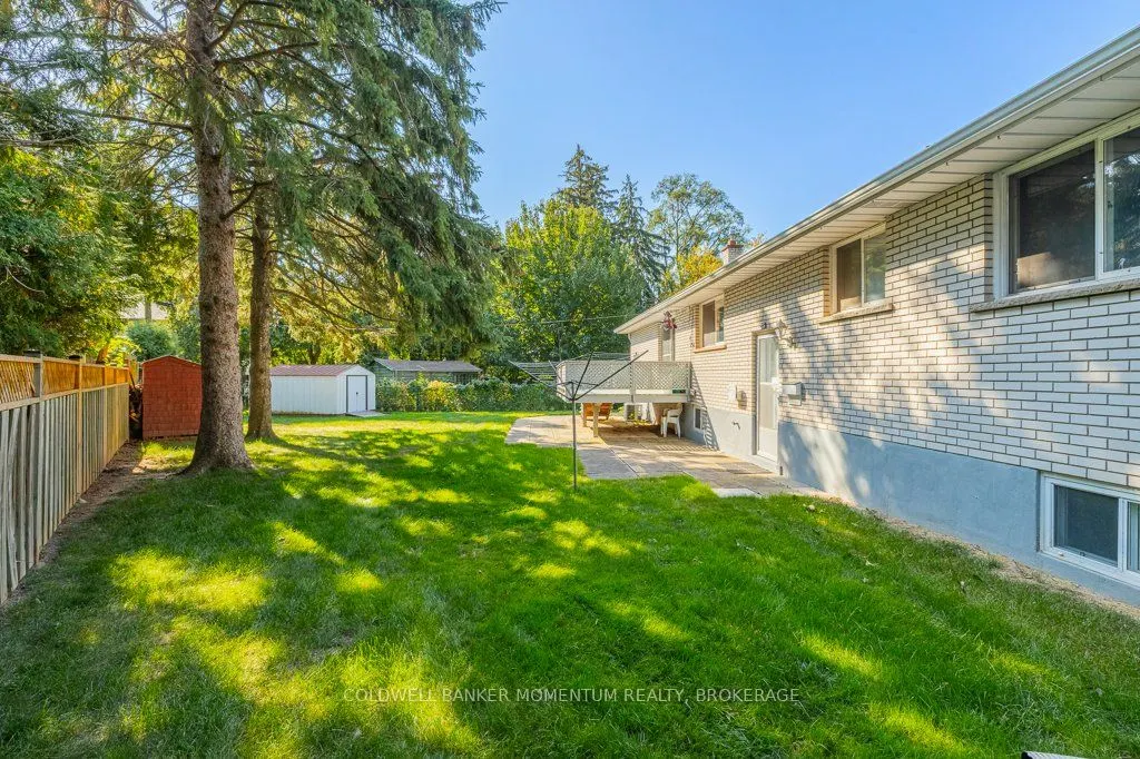 3046 Briarwood Crescent