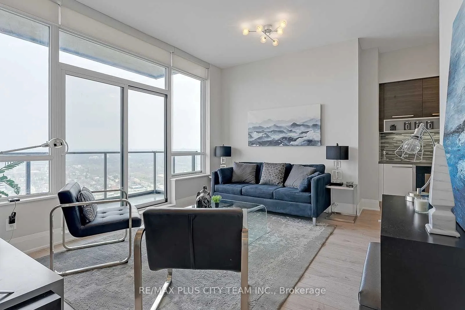 36 Park Lawn Road, #4306