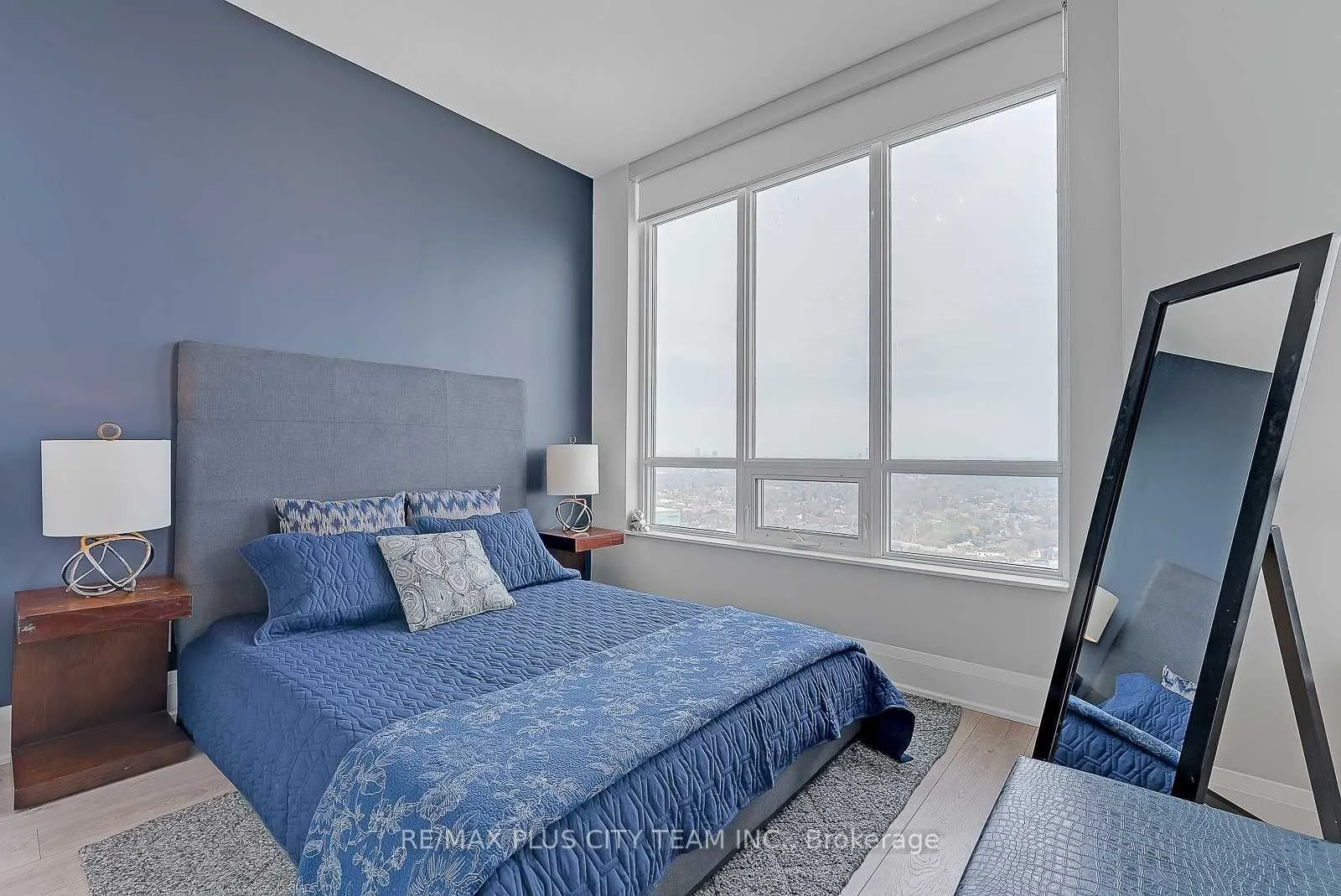 36 Park Lawn Road, #4306