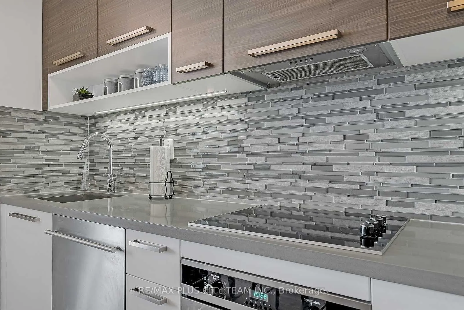 36 Park Lawn Road, #4306