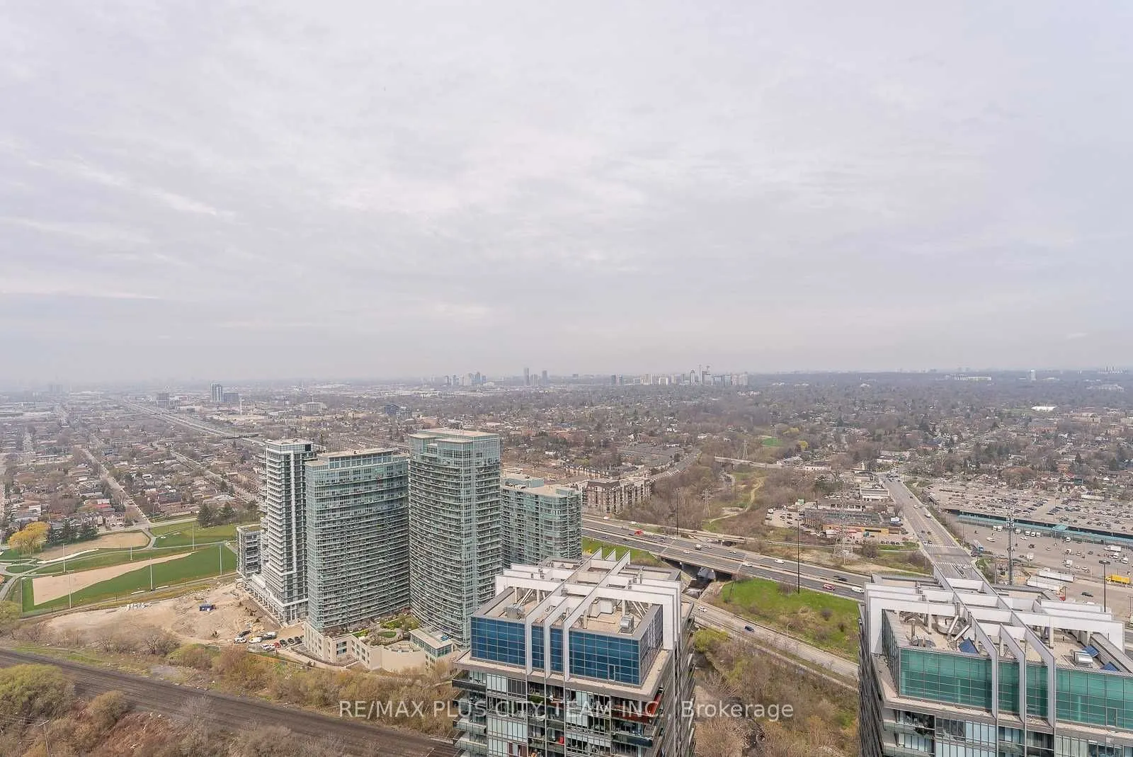 36 Park Lawn Road, #4306