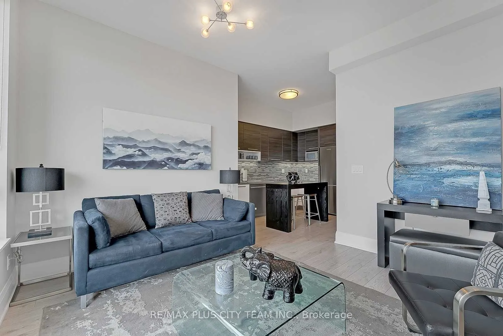 36 Park Lawn Road, #4306