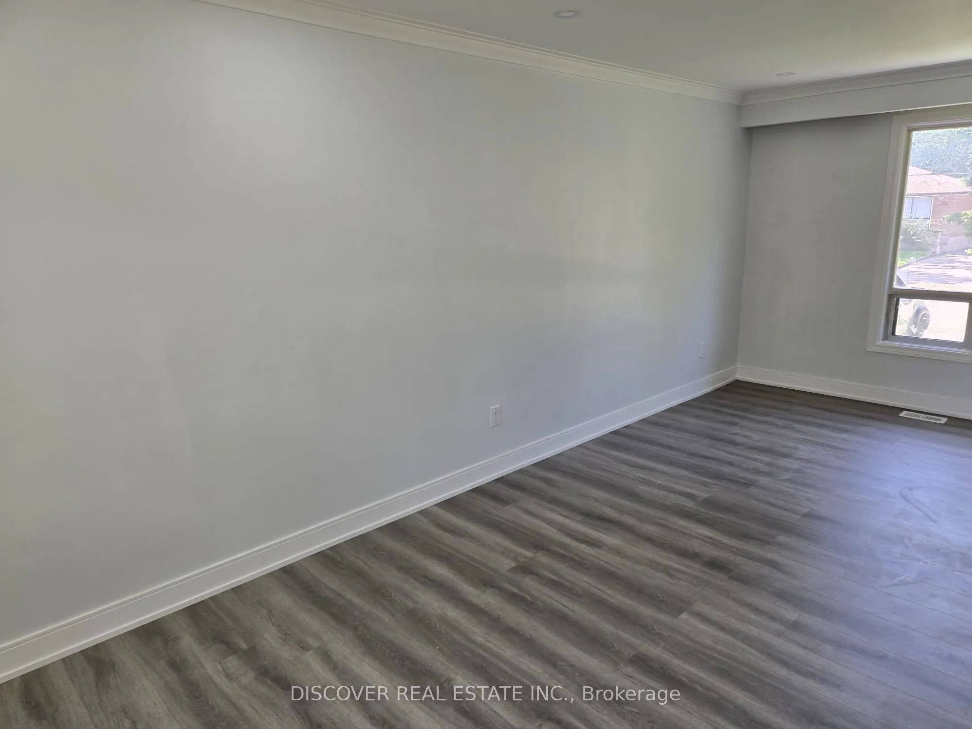 186 Floradale Drive, #Ground Floor only