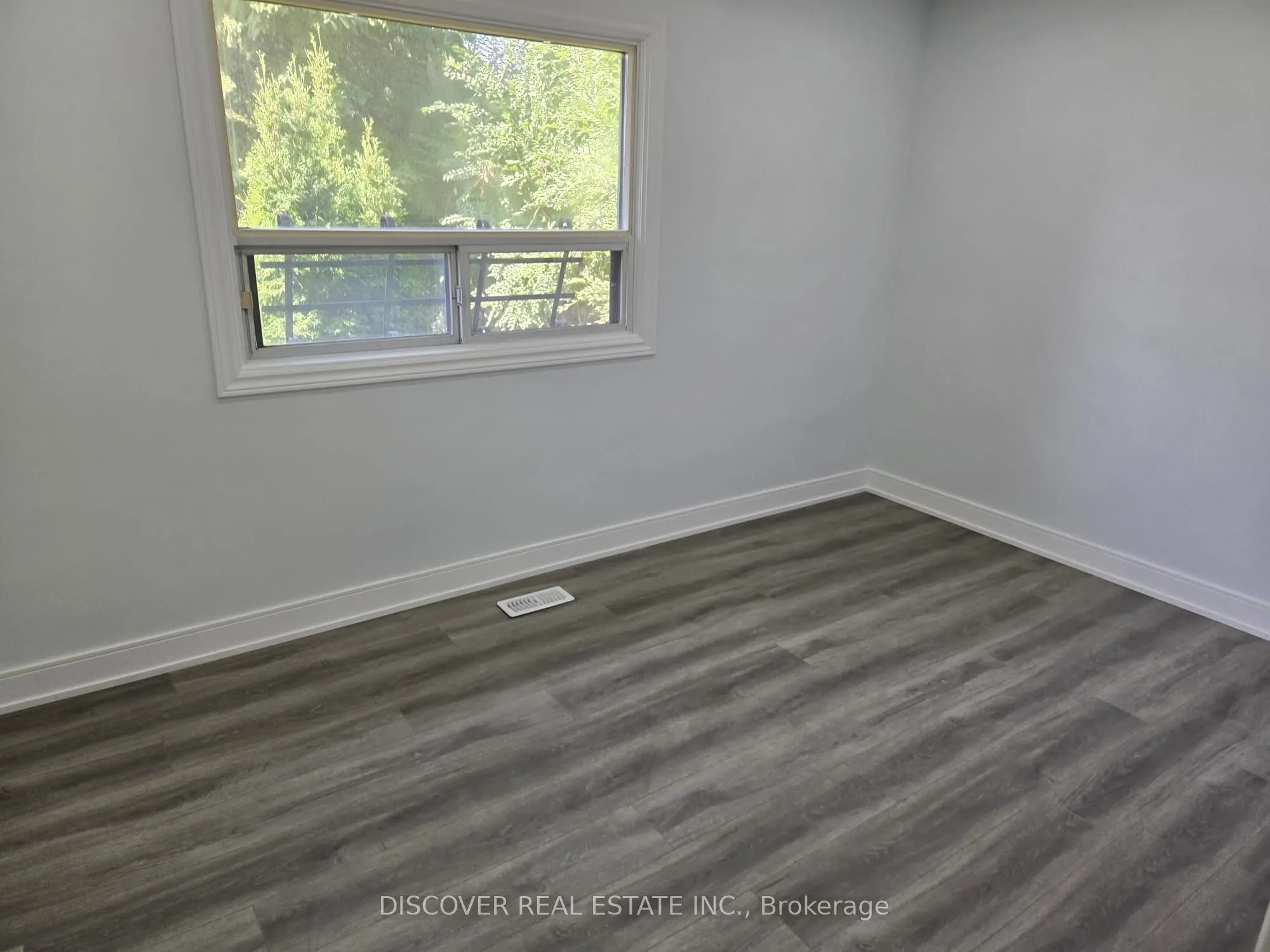 186 Floradale Drive, #Ground Floor only