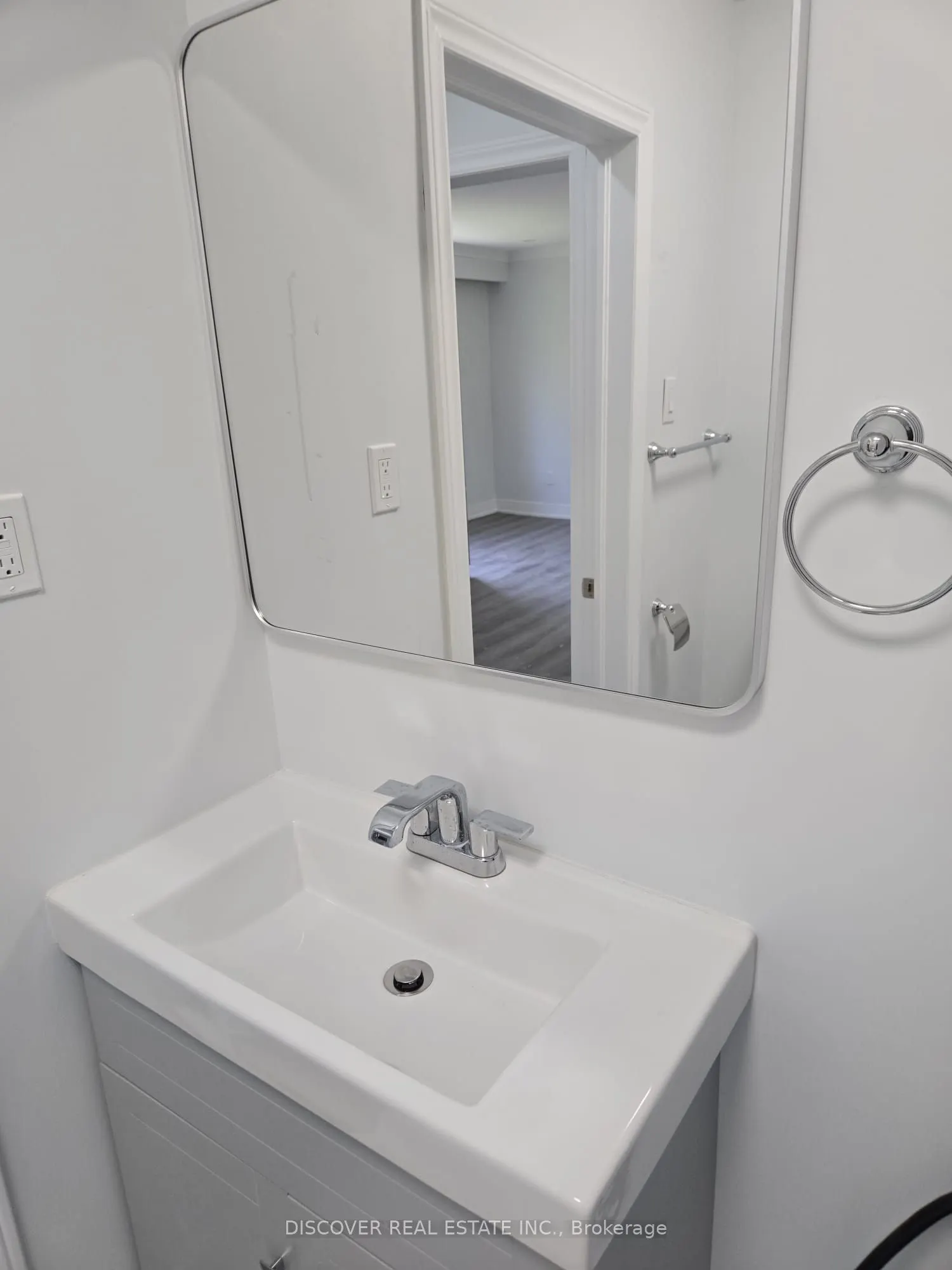 186 Floradale Drive, #Ground Floor only