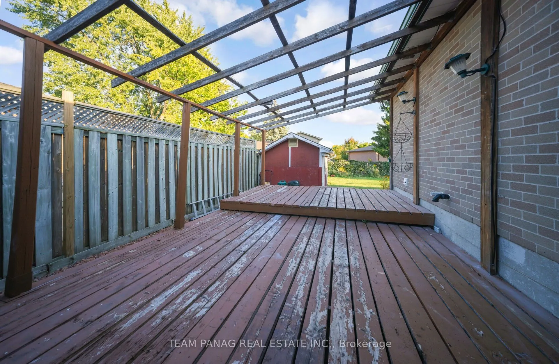 71 Watson Crescent