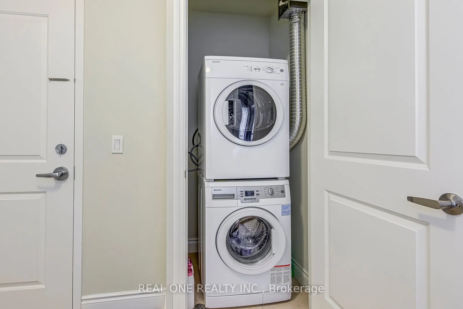 620 SAUVE Street, #415
