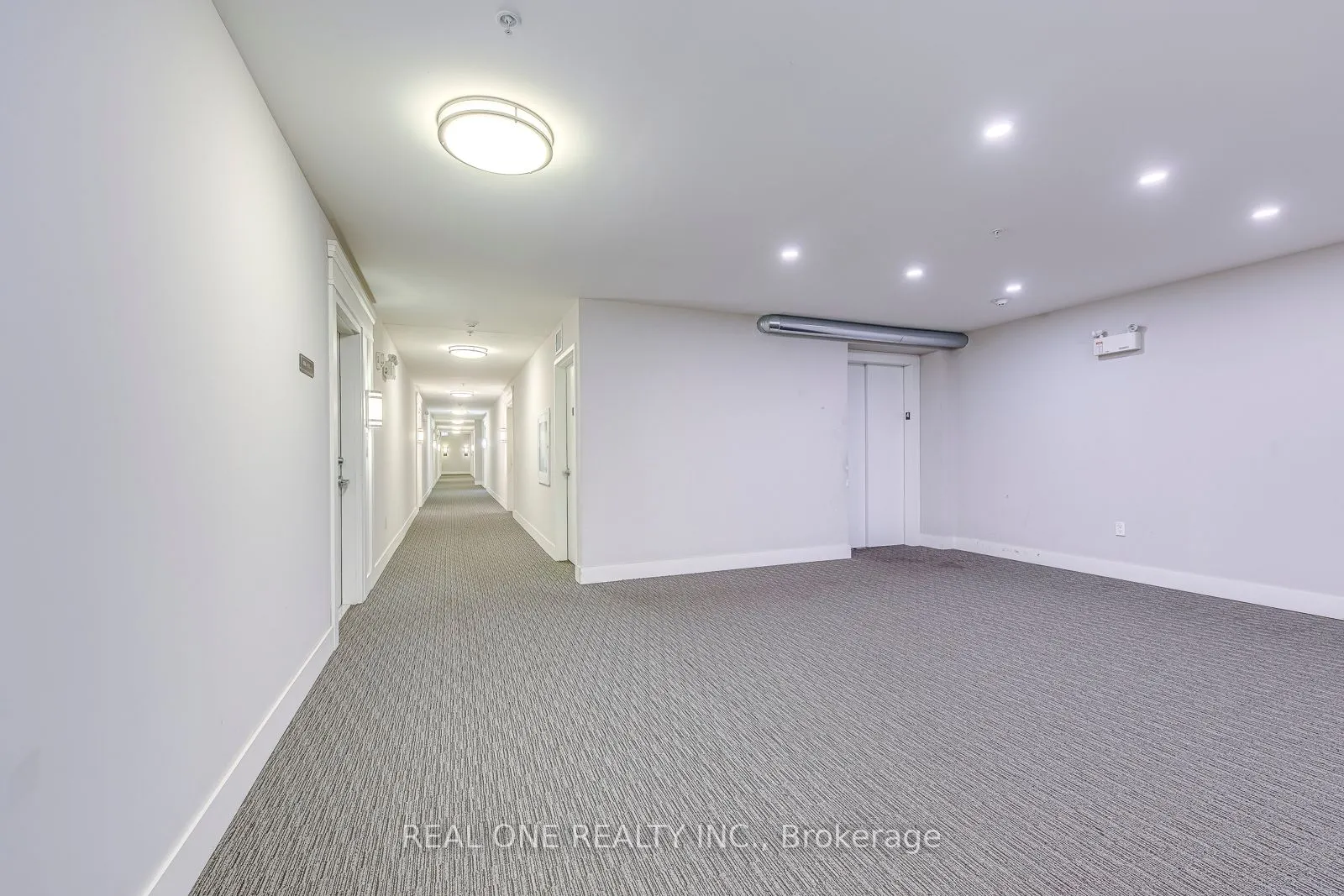 620 SAUVE Street, #415