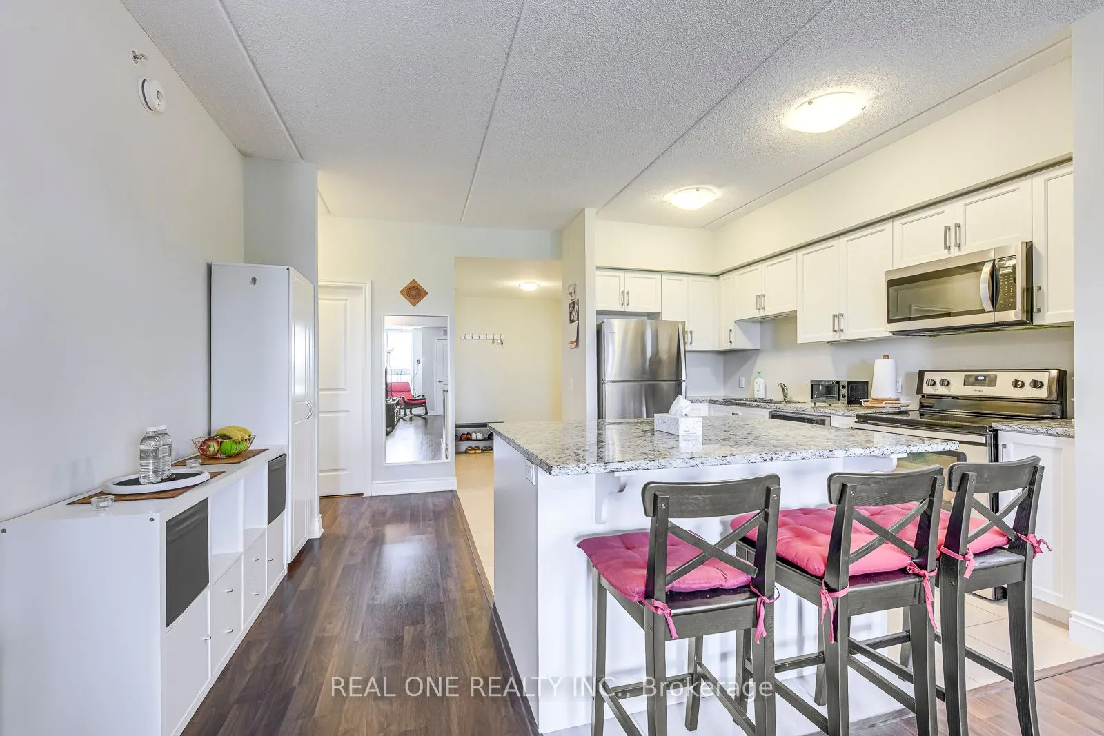 620 SAUVE Street, #415