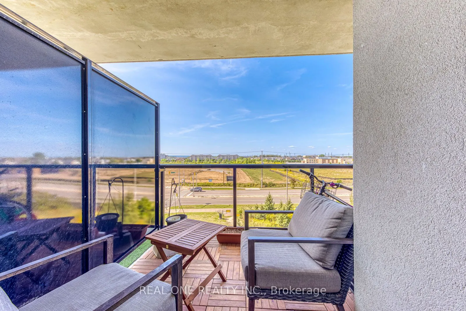 620 SAUVE Street, #415