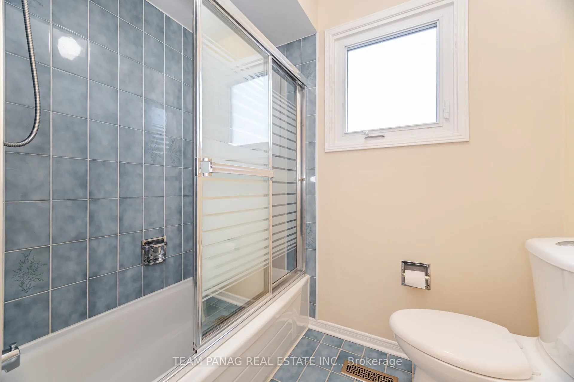 99 Kenpark Avenue