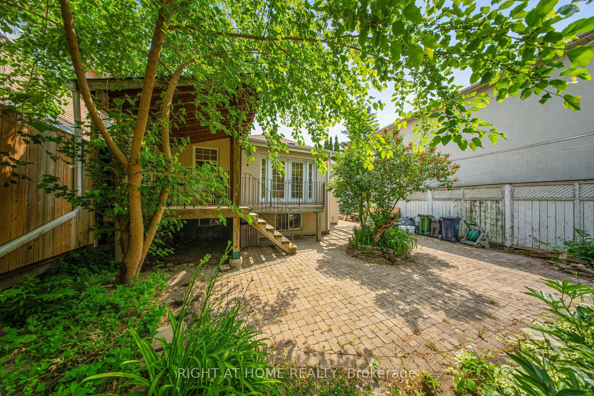 170 Queens Avenue