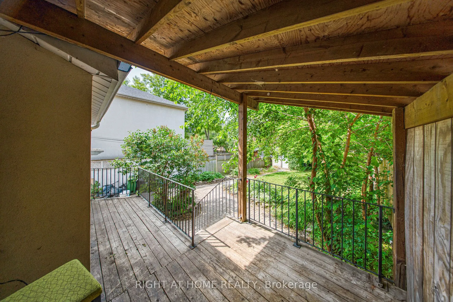 170 Queens Avenue