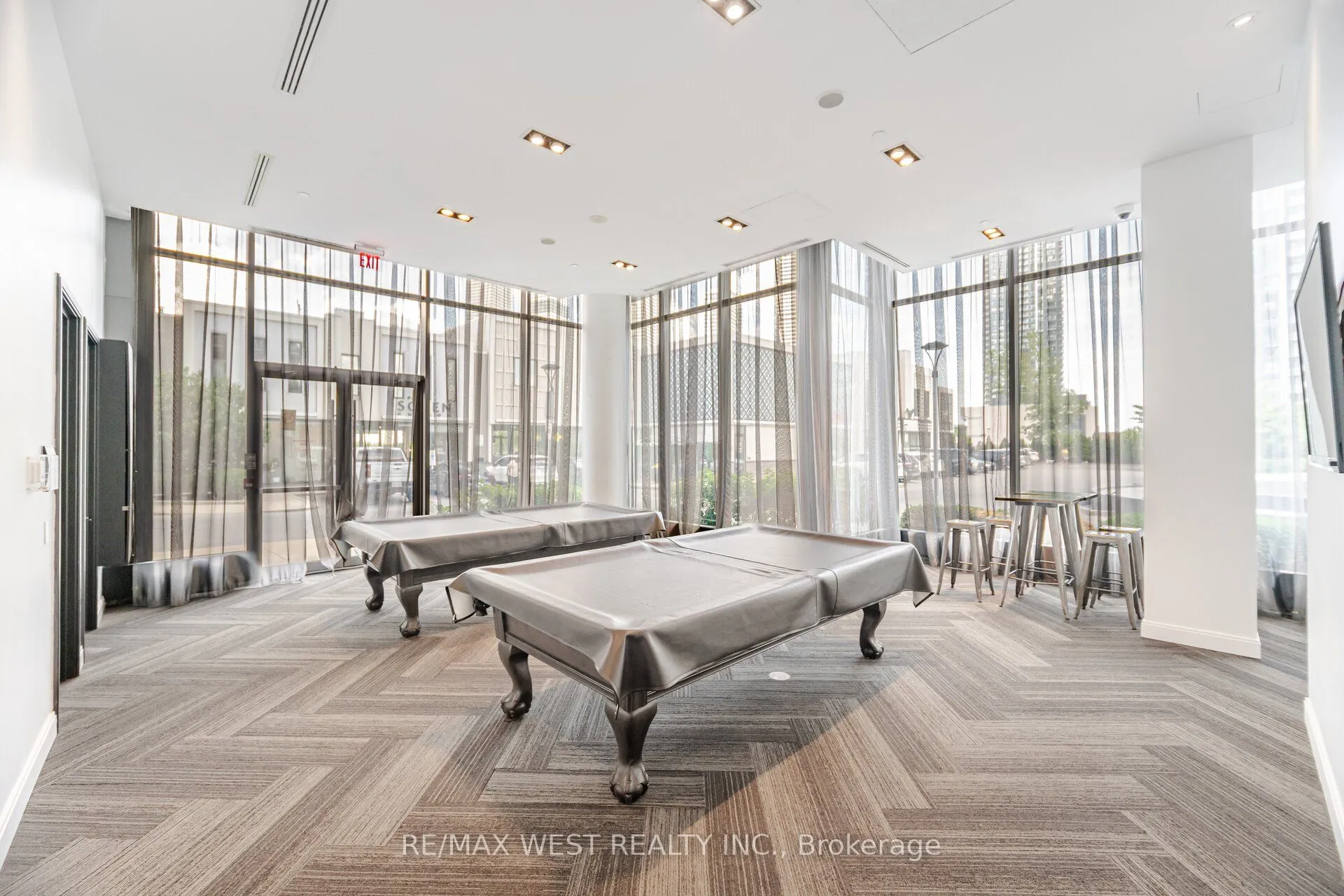88 Park Lawn Road, #1612