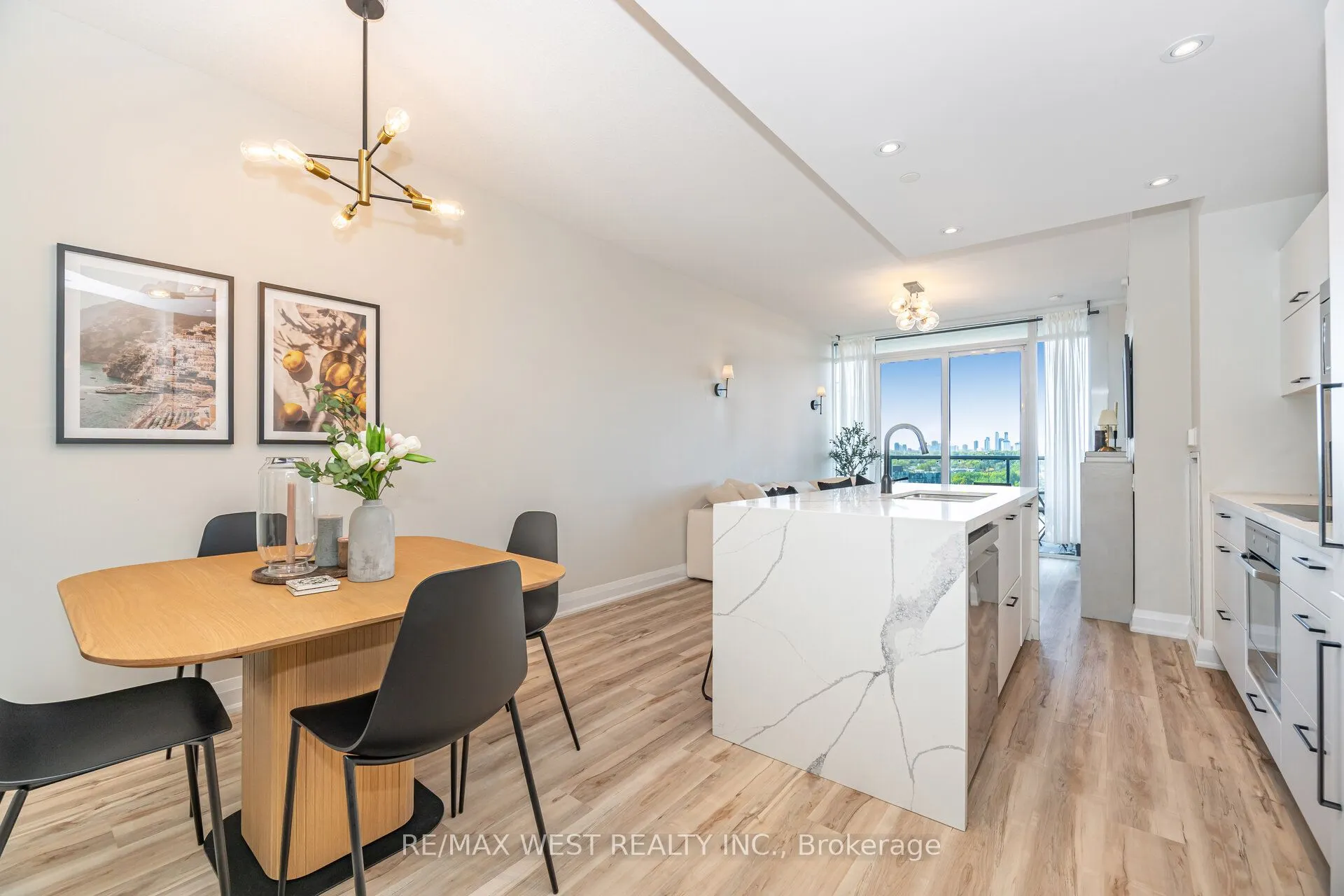 88 Park Lawn Road, #1612