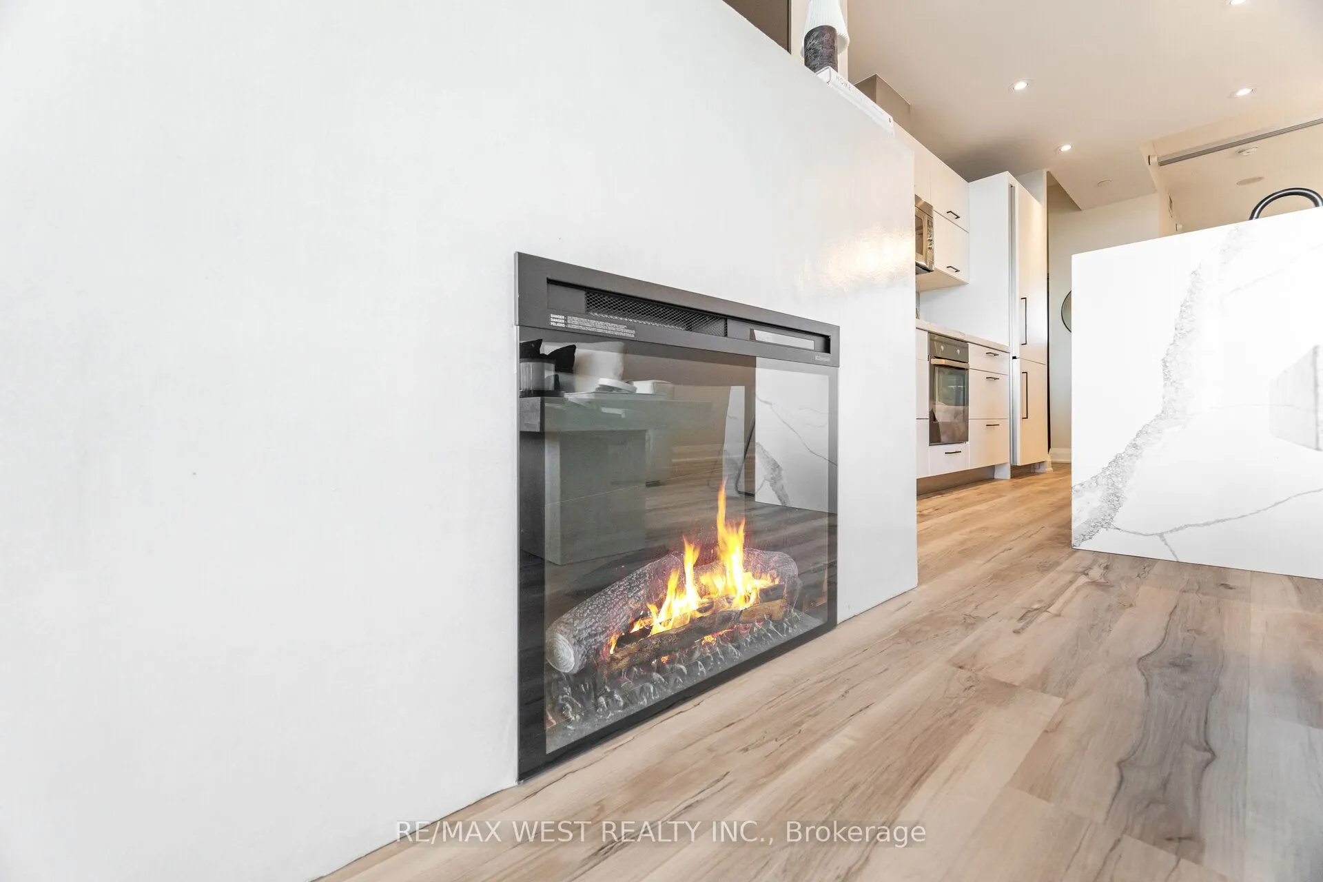 88 Park Lawn Road, #1612